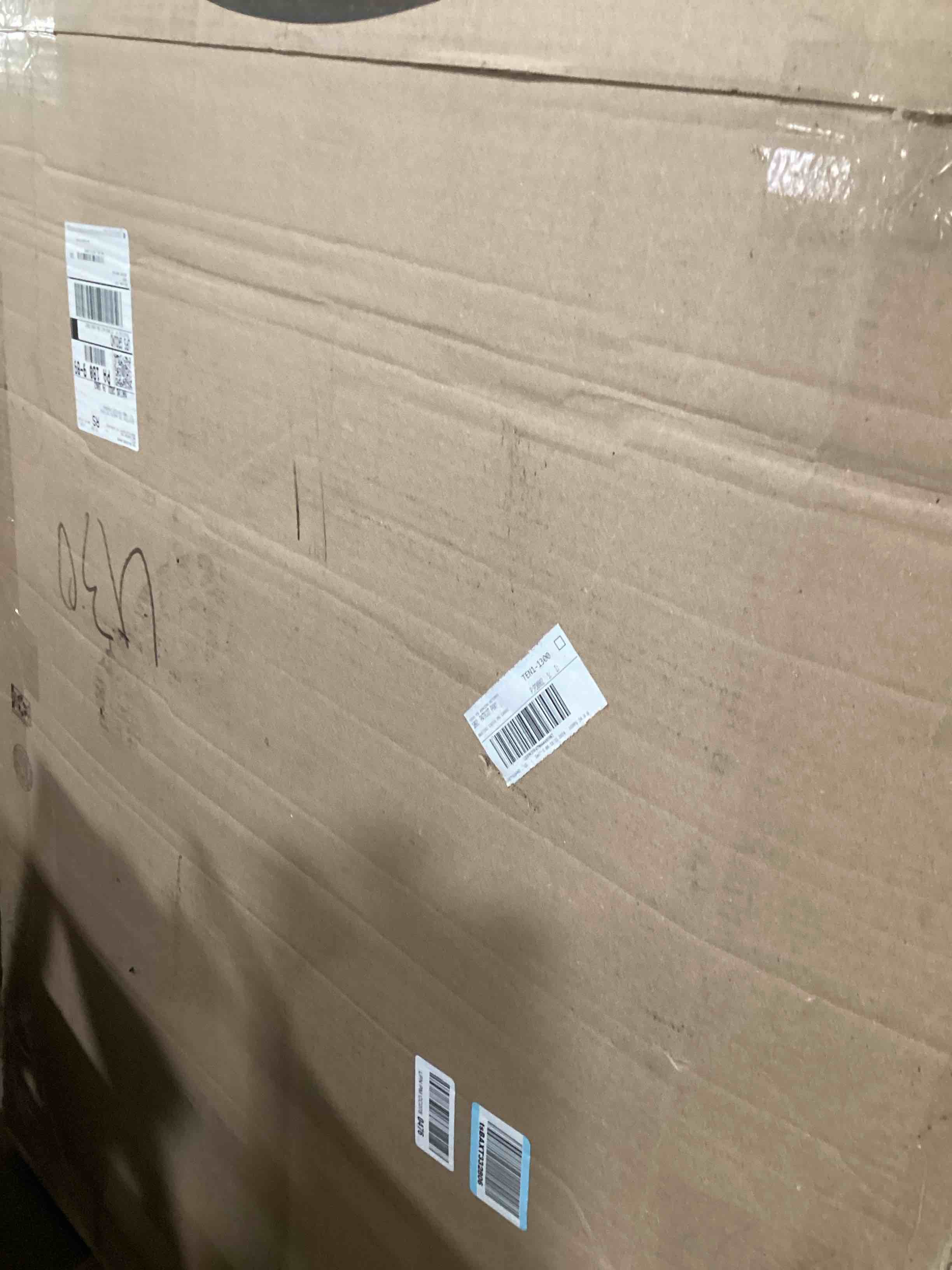 https://s3.amazonaws.com/lotting-images-prod/bidfta/GRA0076867_1734106773261.jpeg