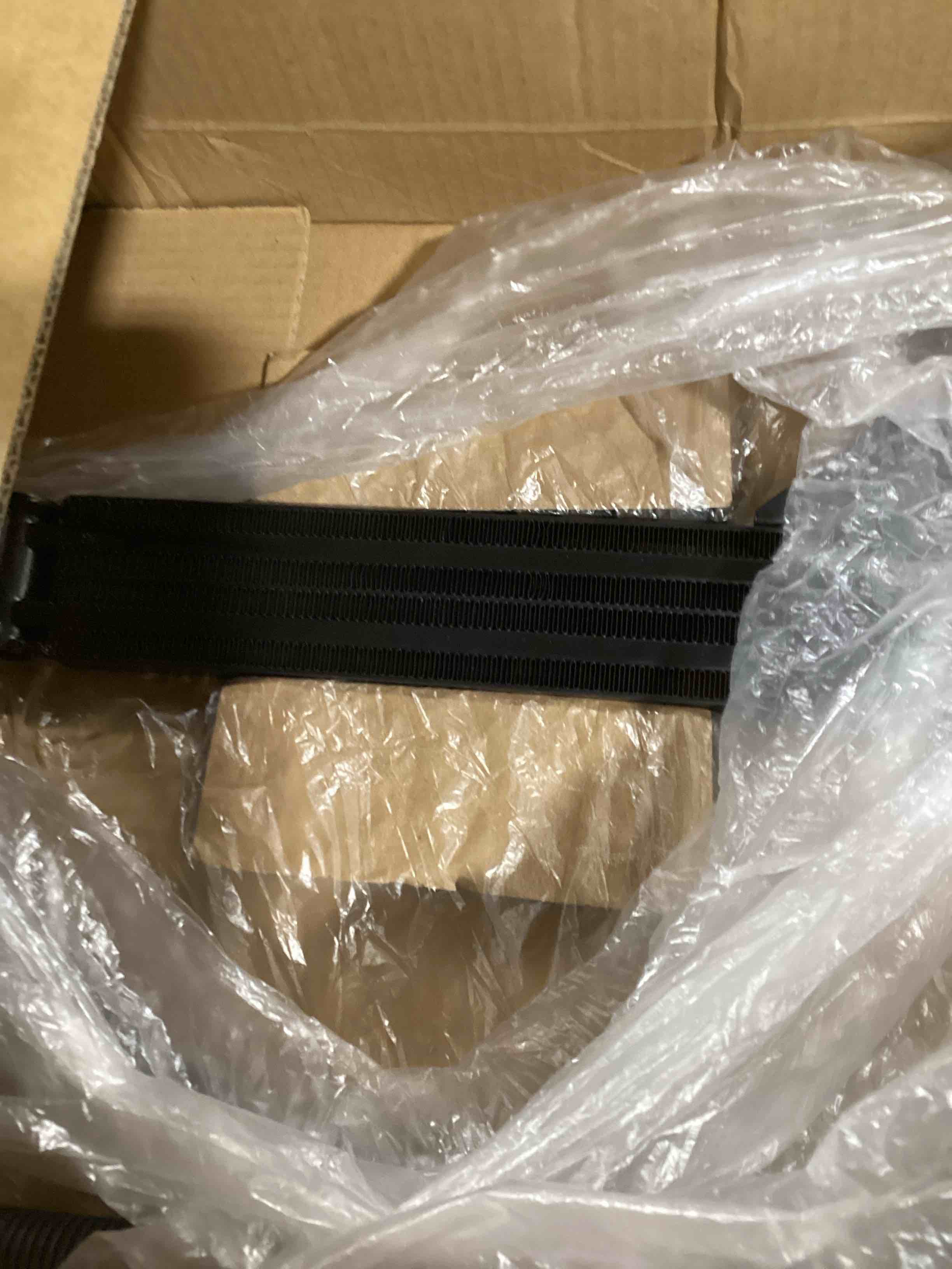https://s3.amazonaws.com/lotting-images-prod/bidfta/GRA0077230_1733921981559.jpeg