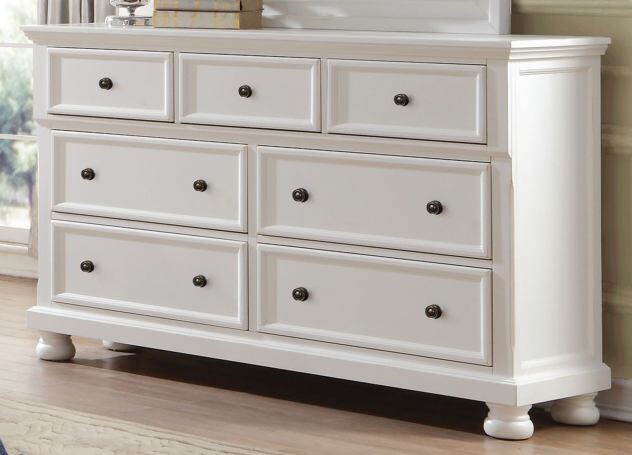 Homelegance Laurelin 7 Drawer Dresser in White