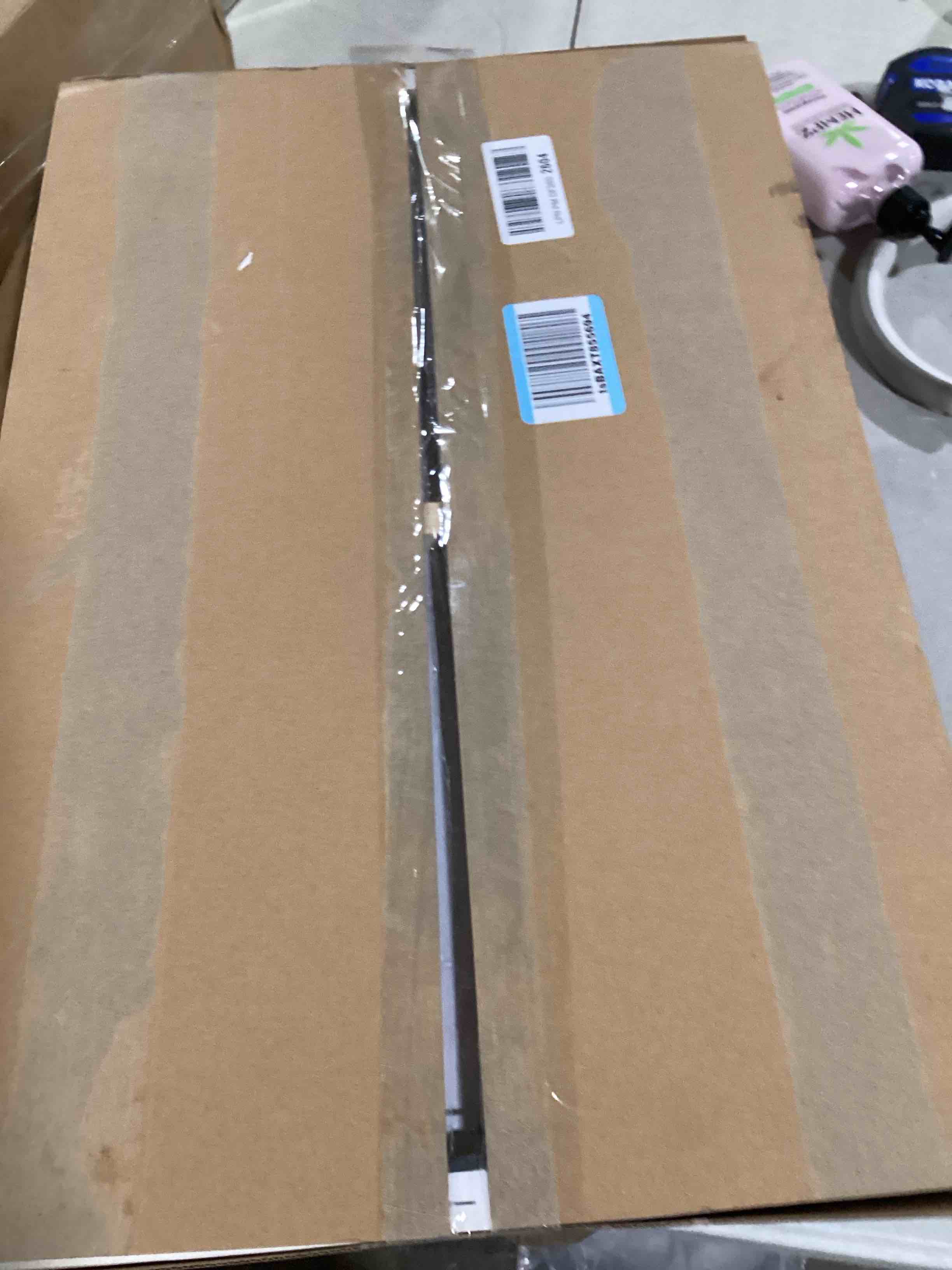 https://s3.amazonaws.com/lotting-images-prod/bidfta/GRA0077478_1733589140428.jpeg