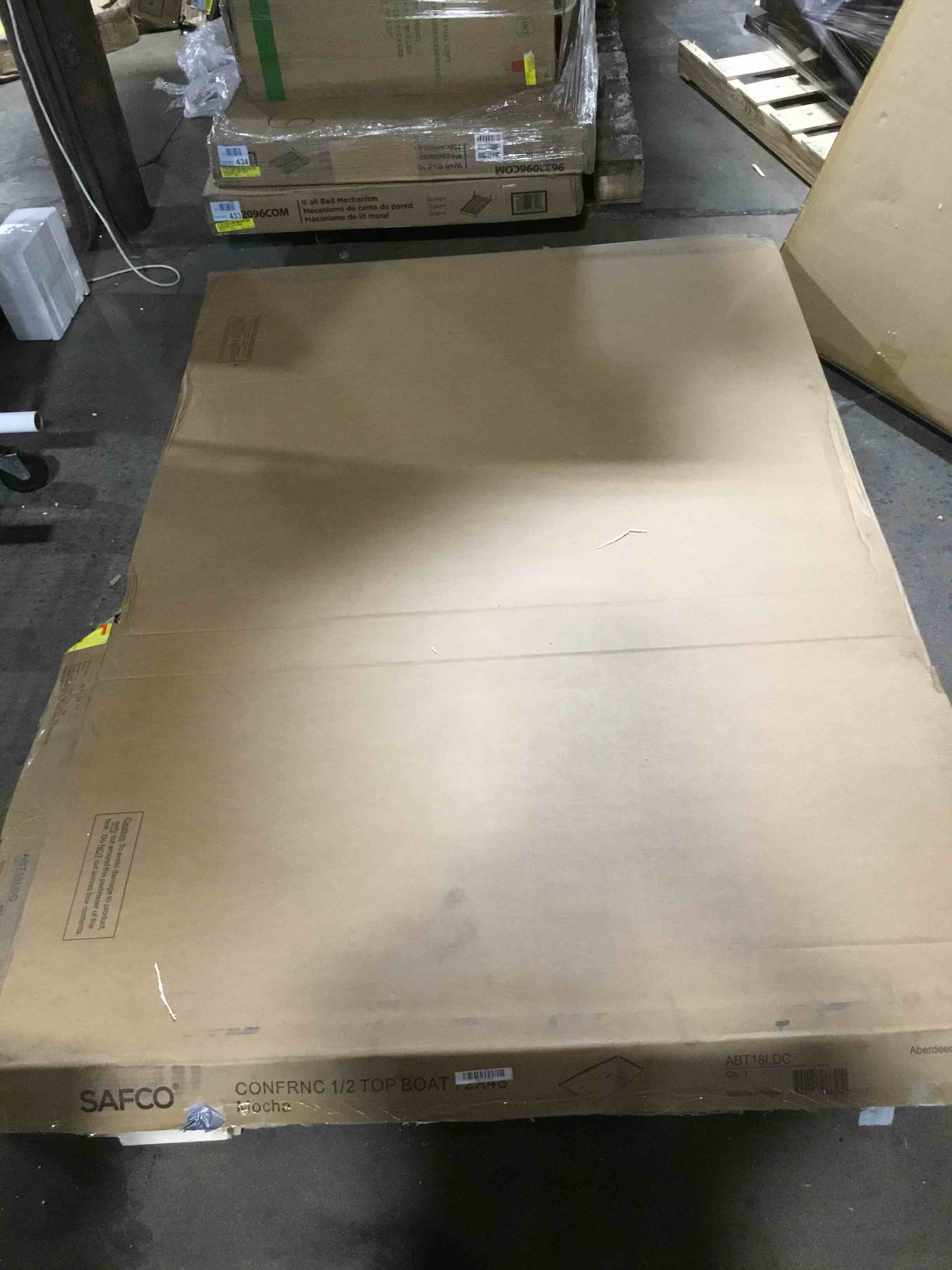 https://s3.amazonaws.com/lotting-images-prod/bidfta/GRA0077597_1732038902762.jpeg