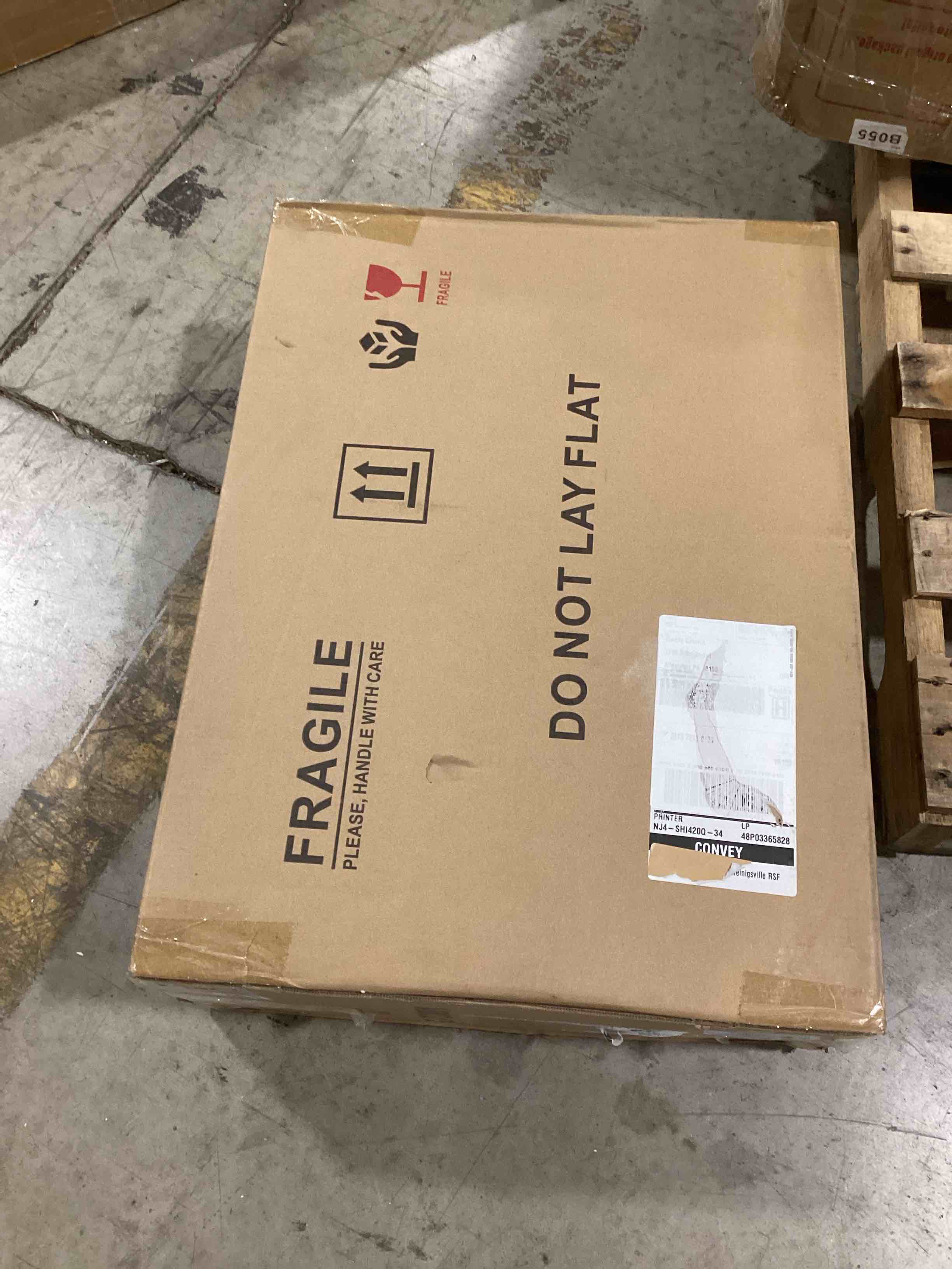 https://s3.amazonaws.com/lotting-images-prod/bidfta/GRA0078238_1733833420903.jpeg