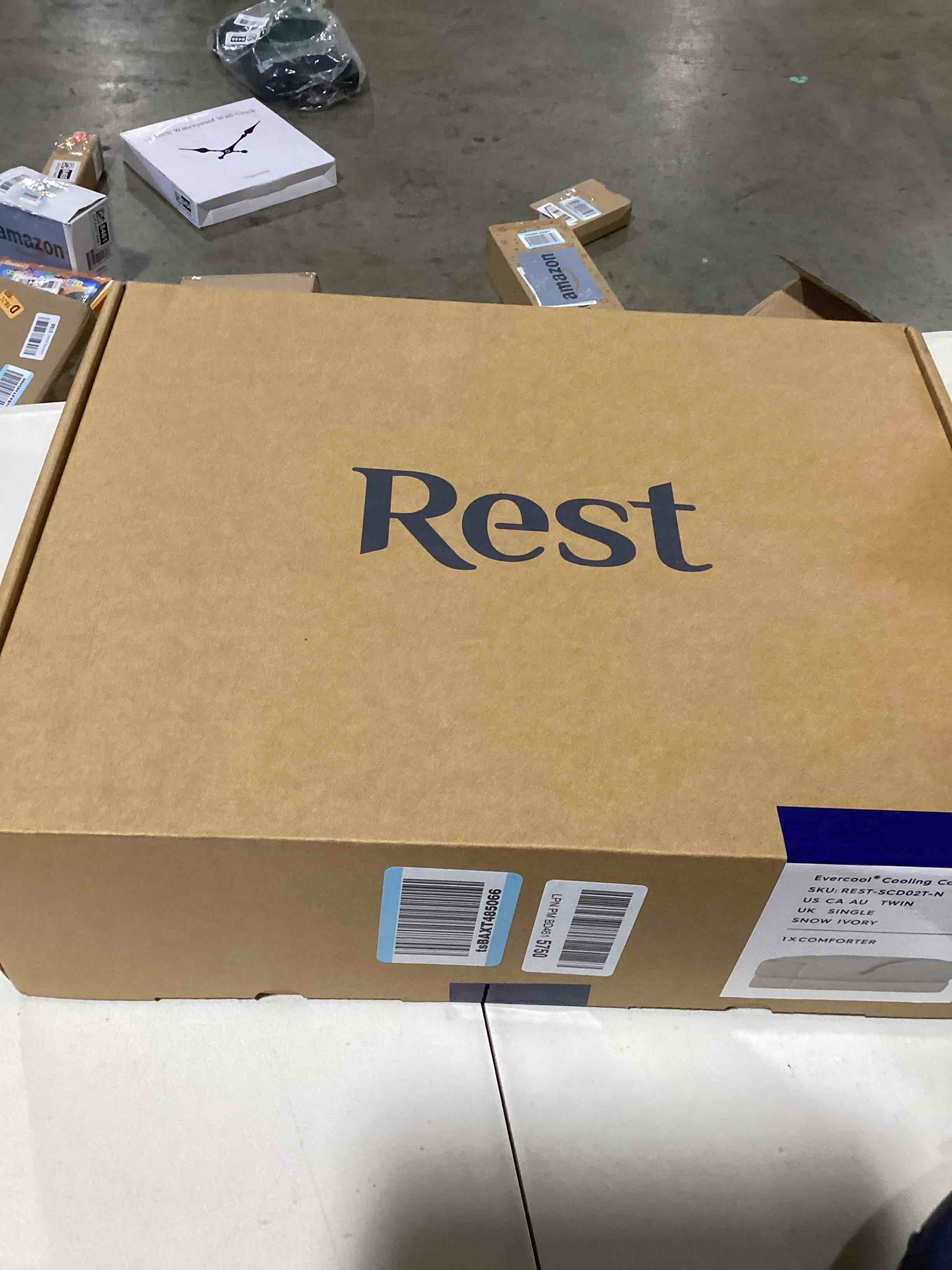 https://s3.amazonaws.com/lotting-images-prod/bidfta/GRA0078453_1733428069491.jpeg