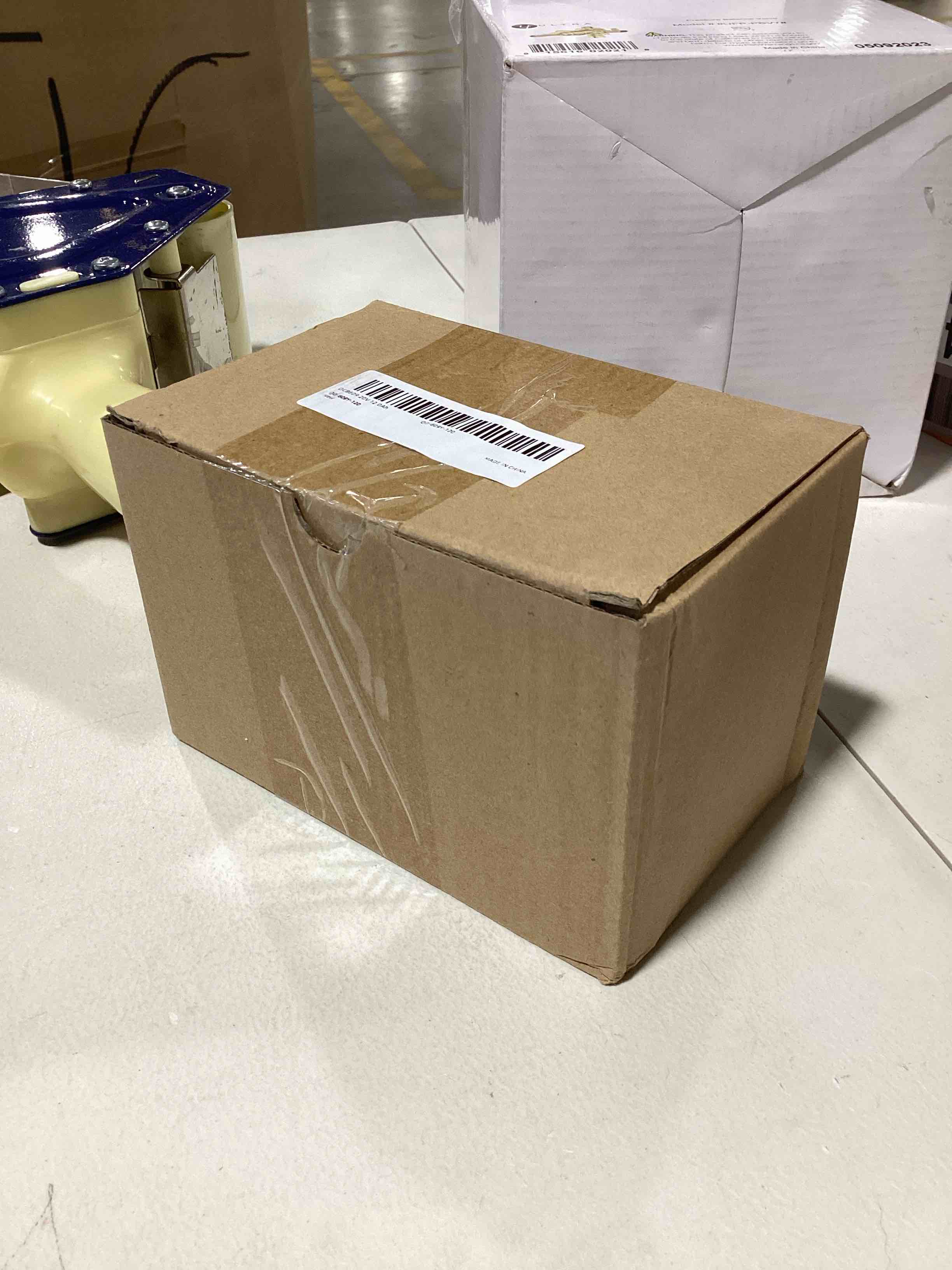 https://s3.amazonaws.com/lotting-images-prod/bidfta/GRA0078483_1733415303900.jpeg