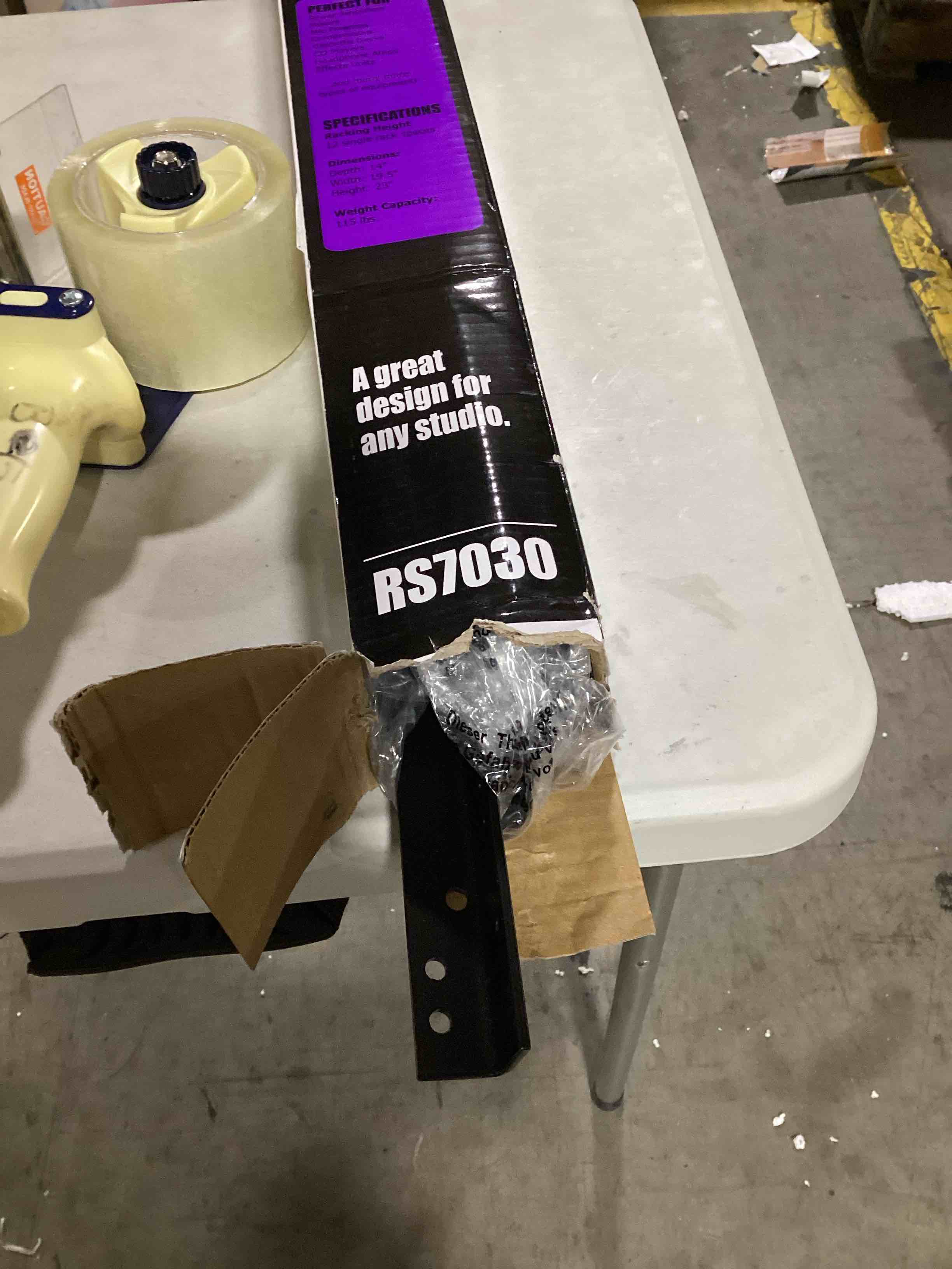 https://s3.amazonaws.com/lotting-images-prod/bidfta/GRA0078946_1732031893874.jpeg