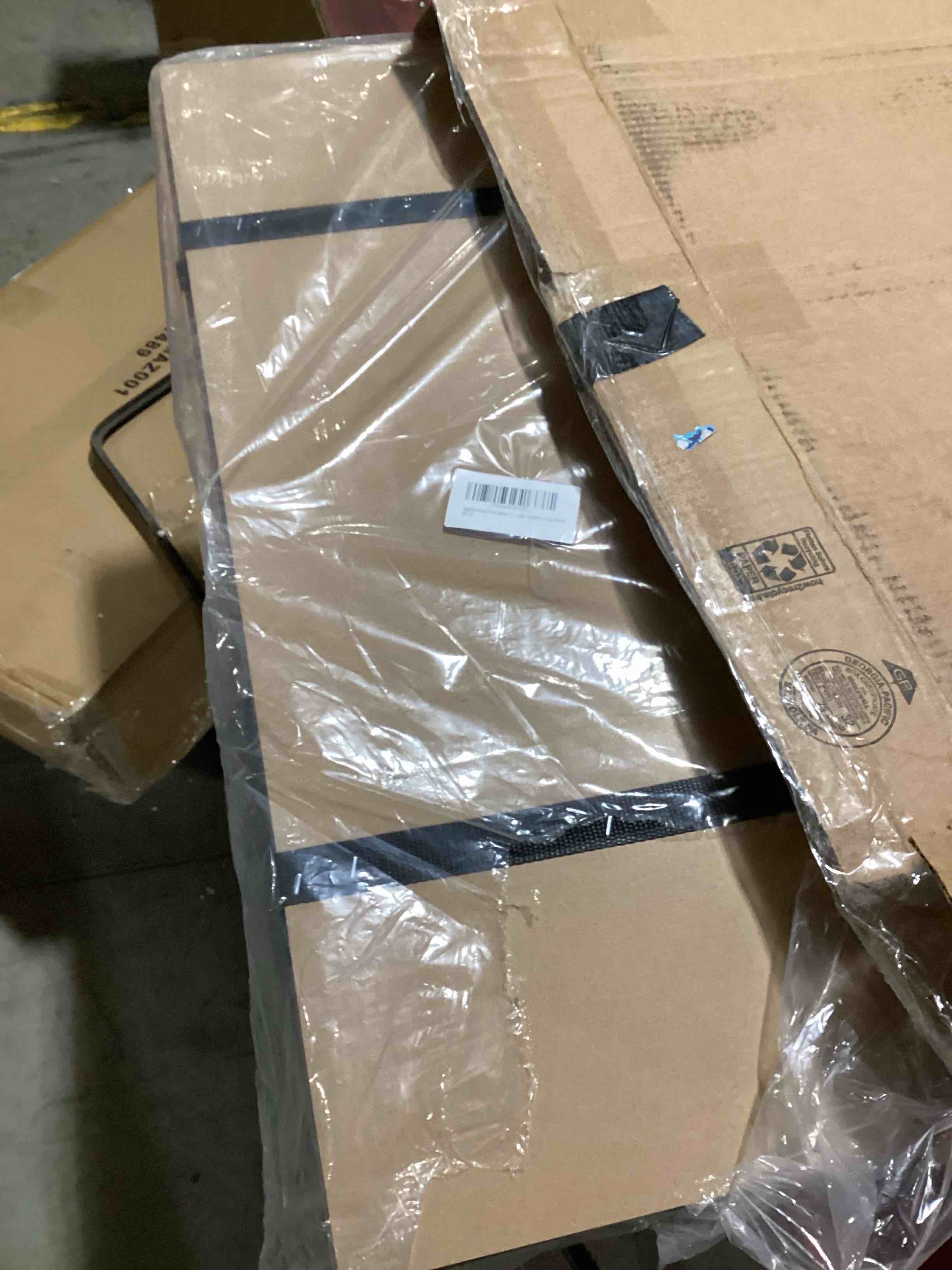 https://s3.amazonaws.com/lotting-images-prod/bidfta/GRA0079004_1731959450435.jpeg