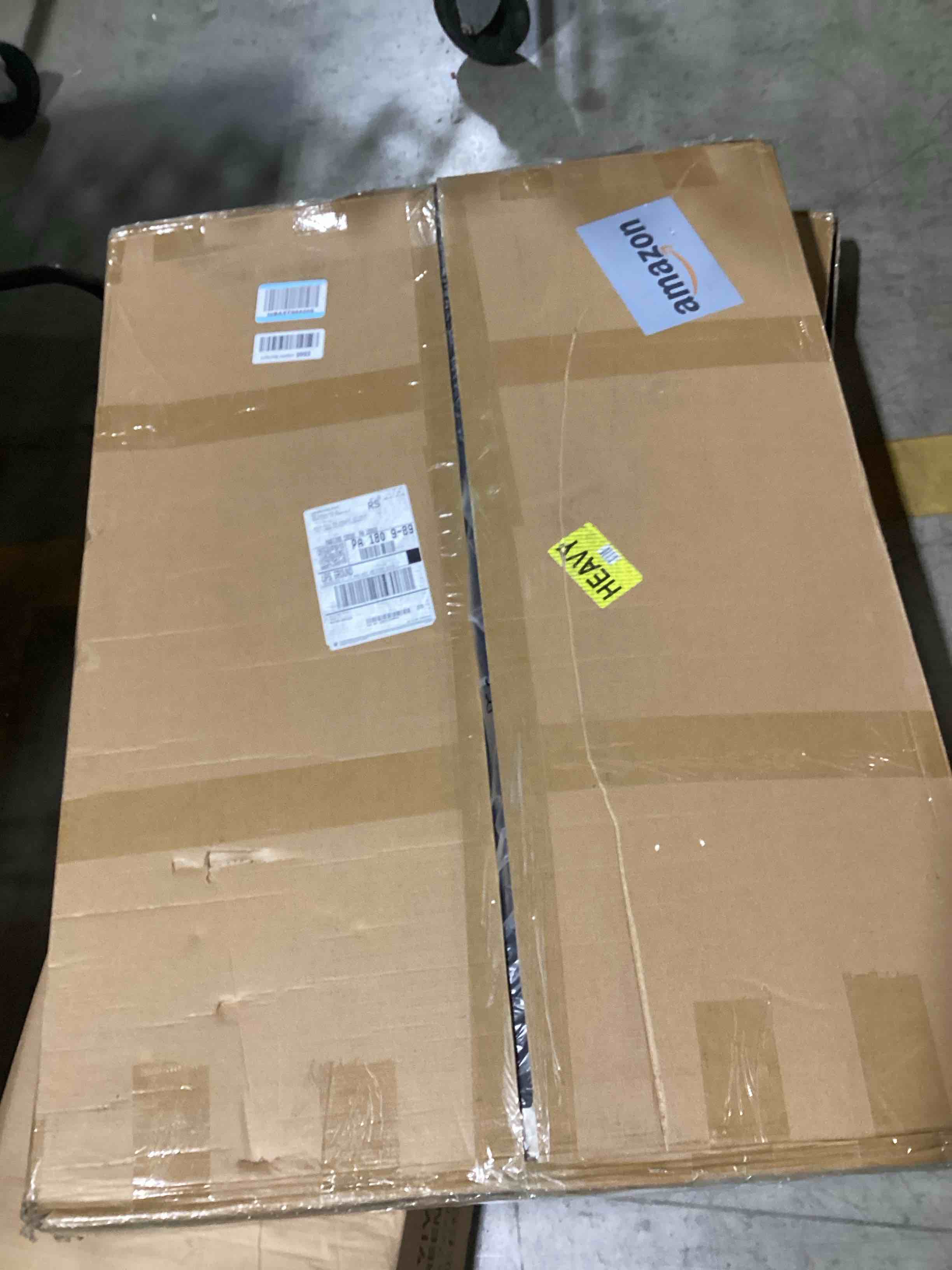 https://s3.amazonaws.com/lotting-images-prod/bidfta/GRA0079072_1731940628305.jpeg