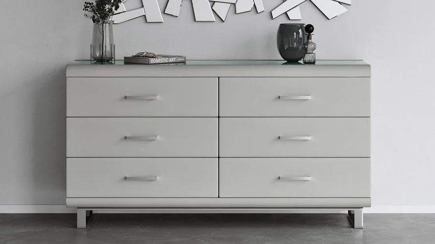 Gray dresser LASZ011-B (incomplete) (similar to stock photo)