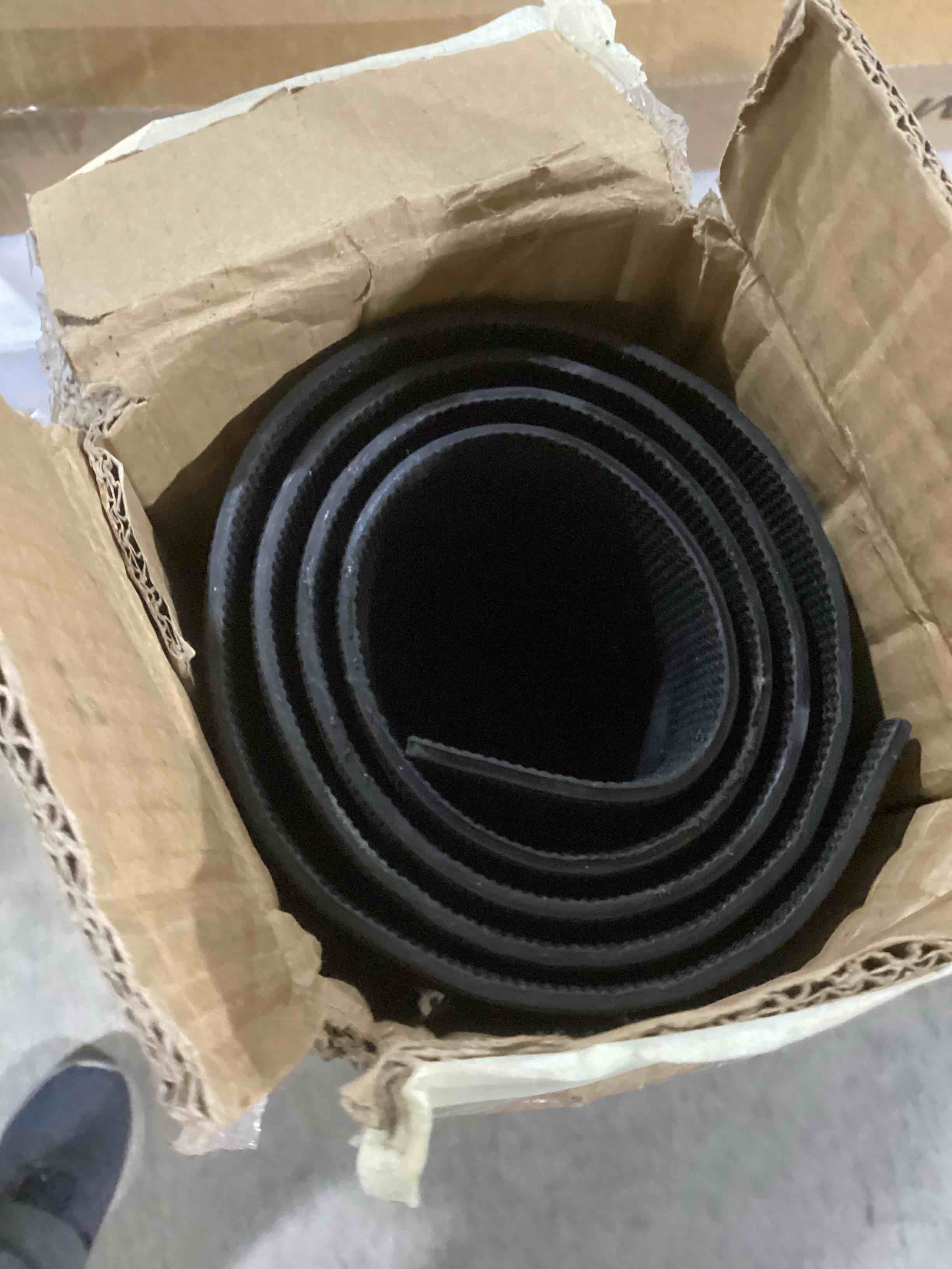 https://s3.amazonaws.com/lotting-images-prod/bidfta/GRA0081185_1734031580576.jpeg