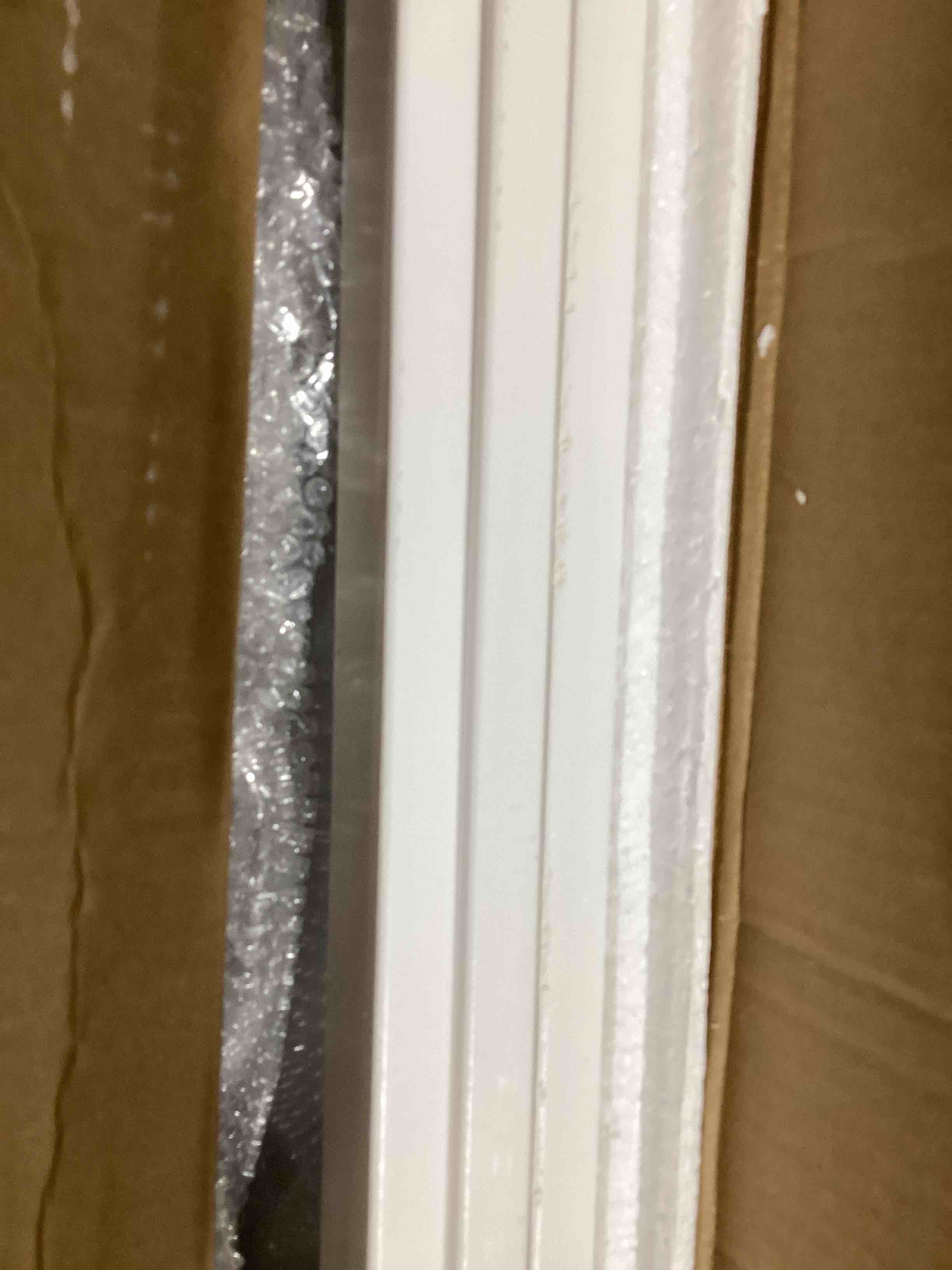 https://s3.amazonaws.com/lotting-images-prod/bidfta/GRA0081412_1733923818285.jpeg