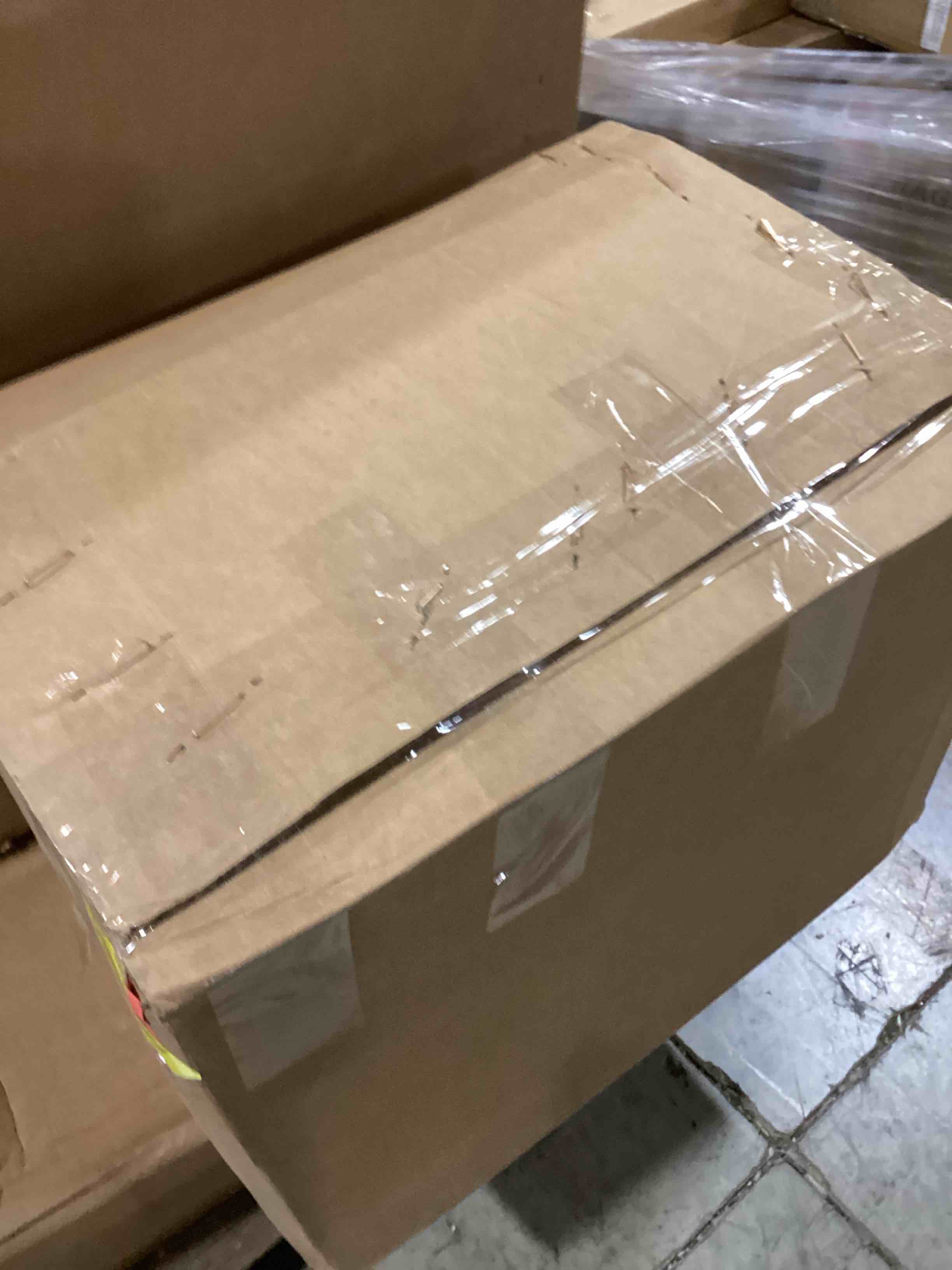 https://s3.amazonaws.com/lotting-images-prod/bidfta/GRA0081598_1733751087605.jpeg