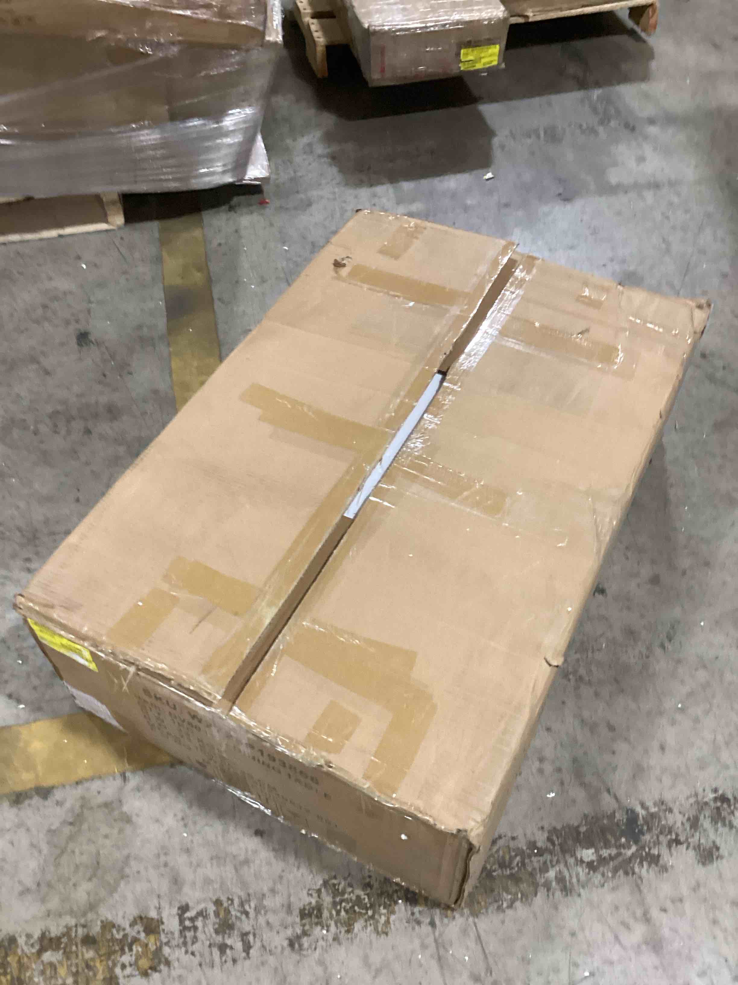 https://s3.amazonaws.com/lotting-images-prod/bidfta/GRA0081834_1733237221039.jpeg