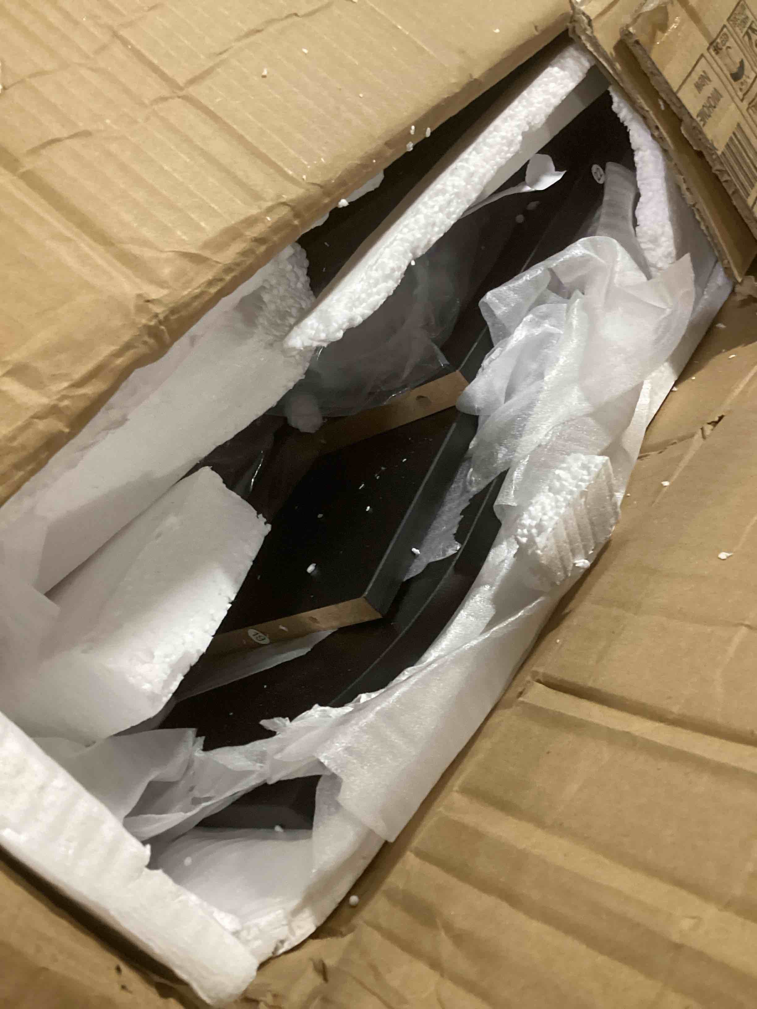 https://s3.amazonaws.com/lotting-images-prod/bidfta/GRA0082075_1735044637427.jpeg