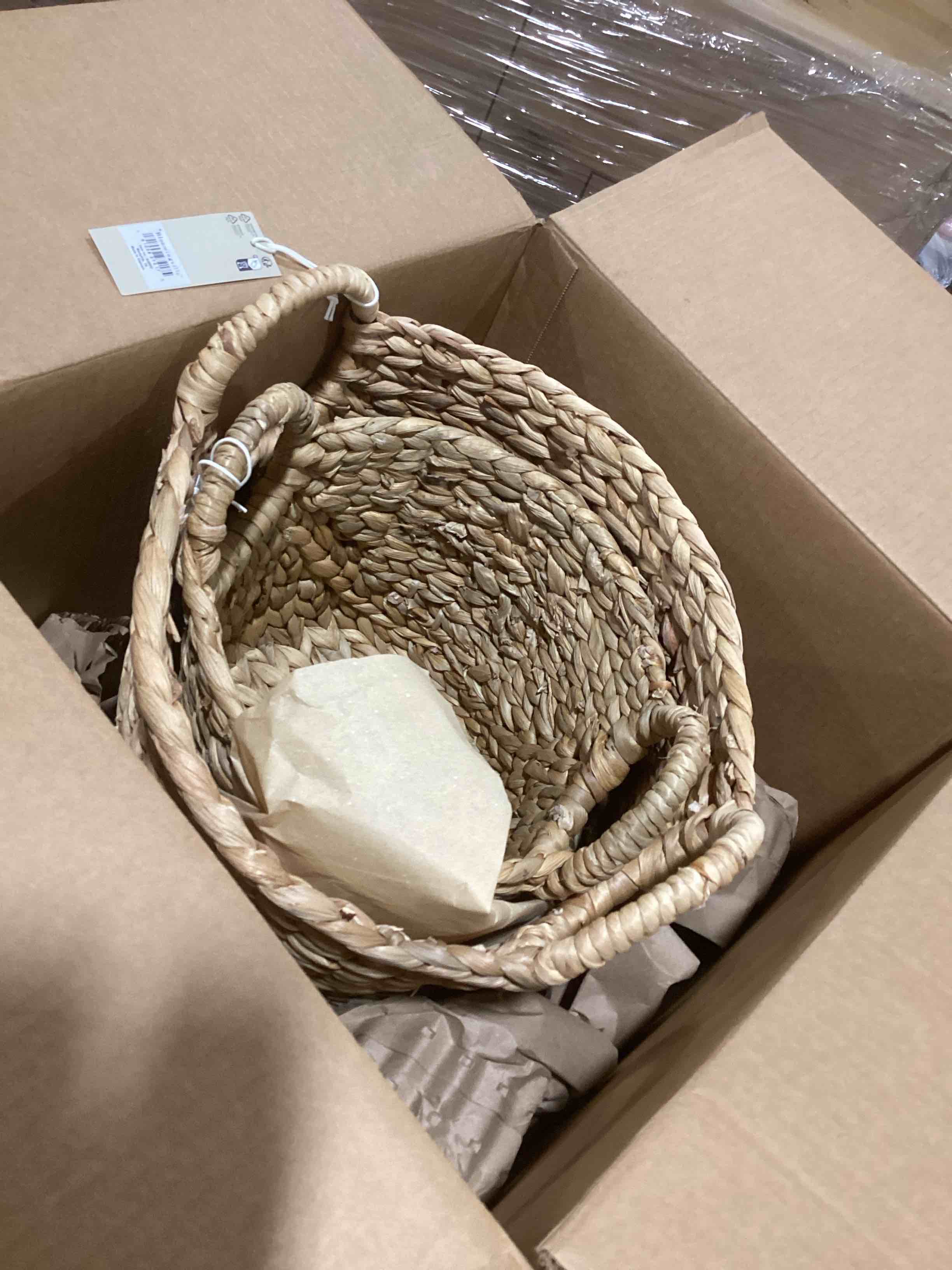 https://s3.amazonaws.com/lotting-images-prod/bidfta/GRA0082788_1734113362114.jpeg