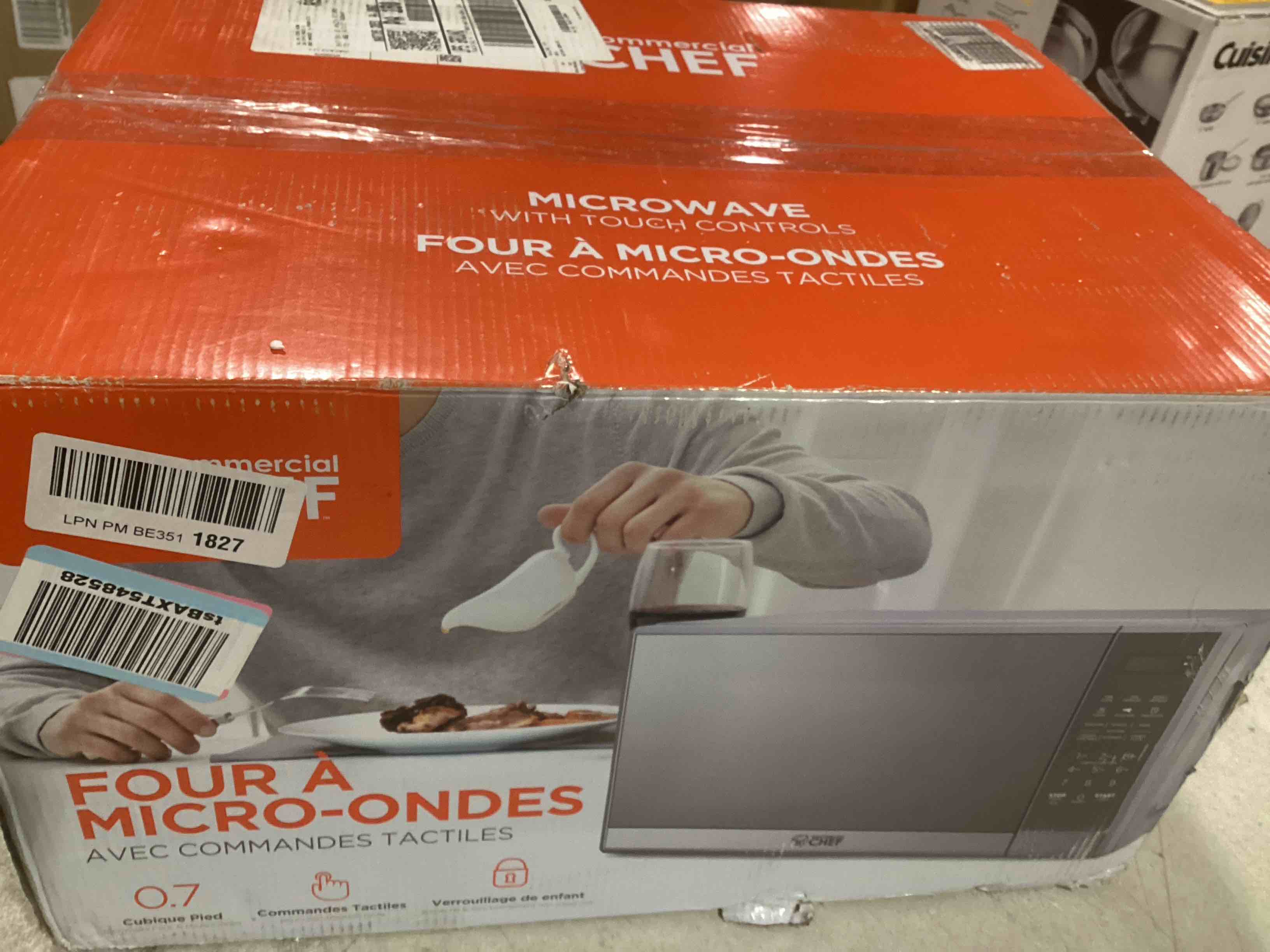 https://s3.amazonaws.com/lotting-images-prod/bidfta/GRA0082862_1734099138877.jpeg