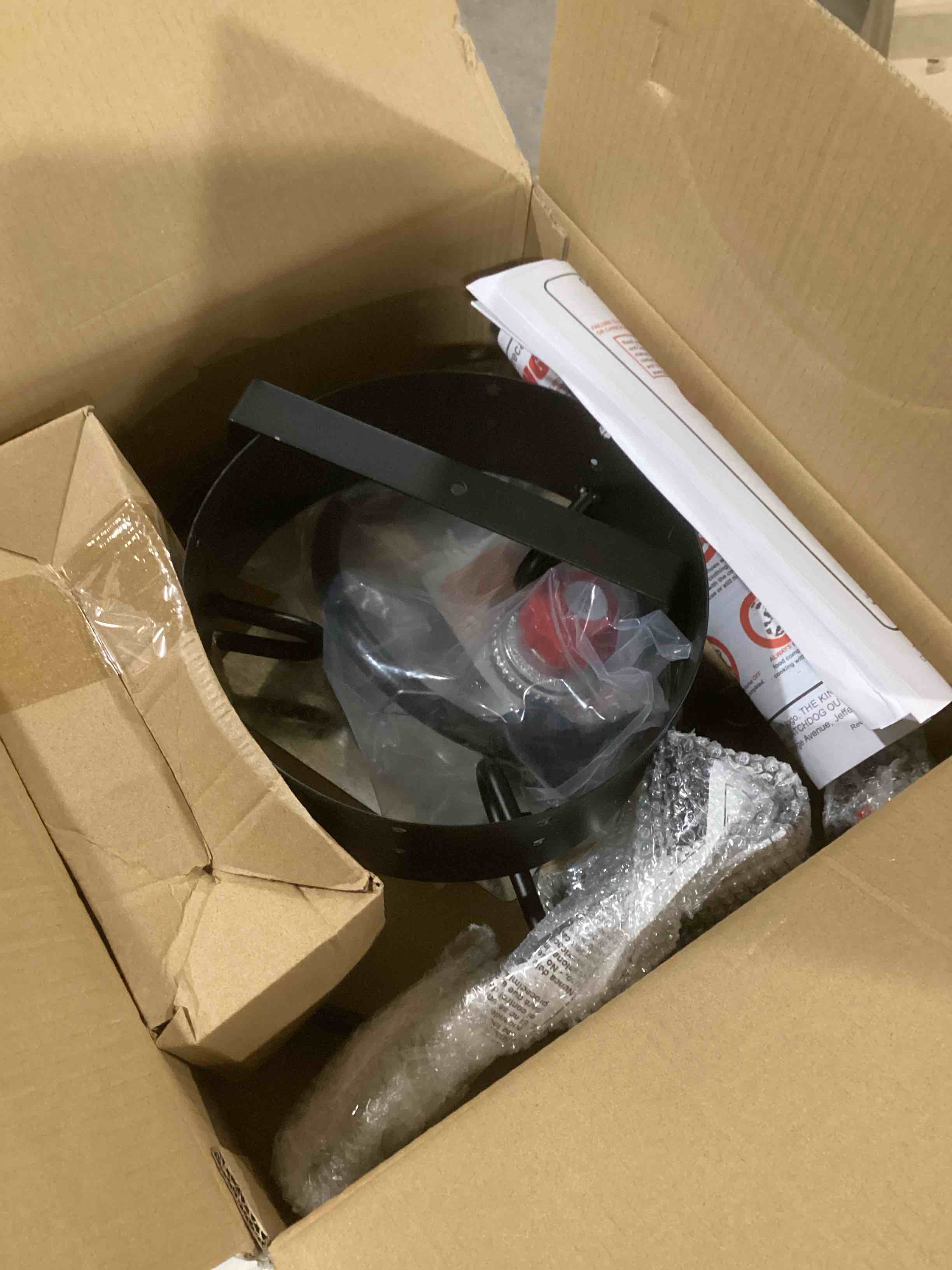 https://s3.amazonaws.com/lotting-images-prod/bidfta/GRA0083177_1733862026946.jpeg