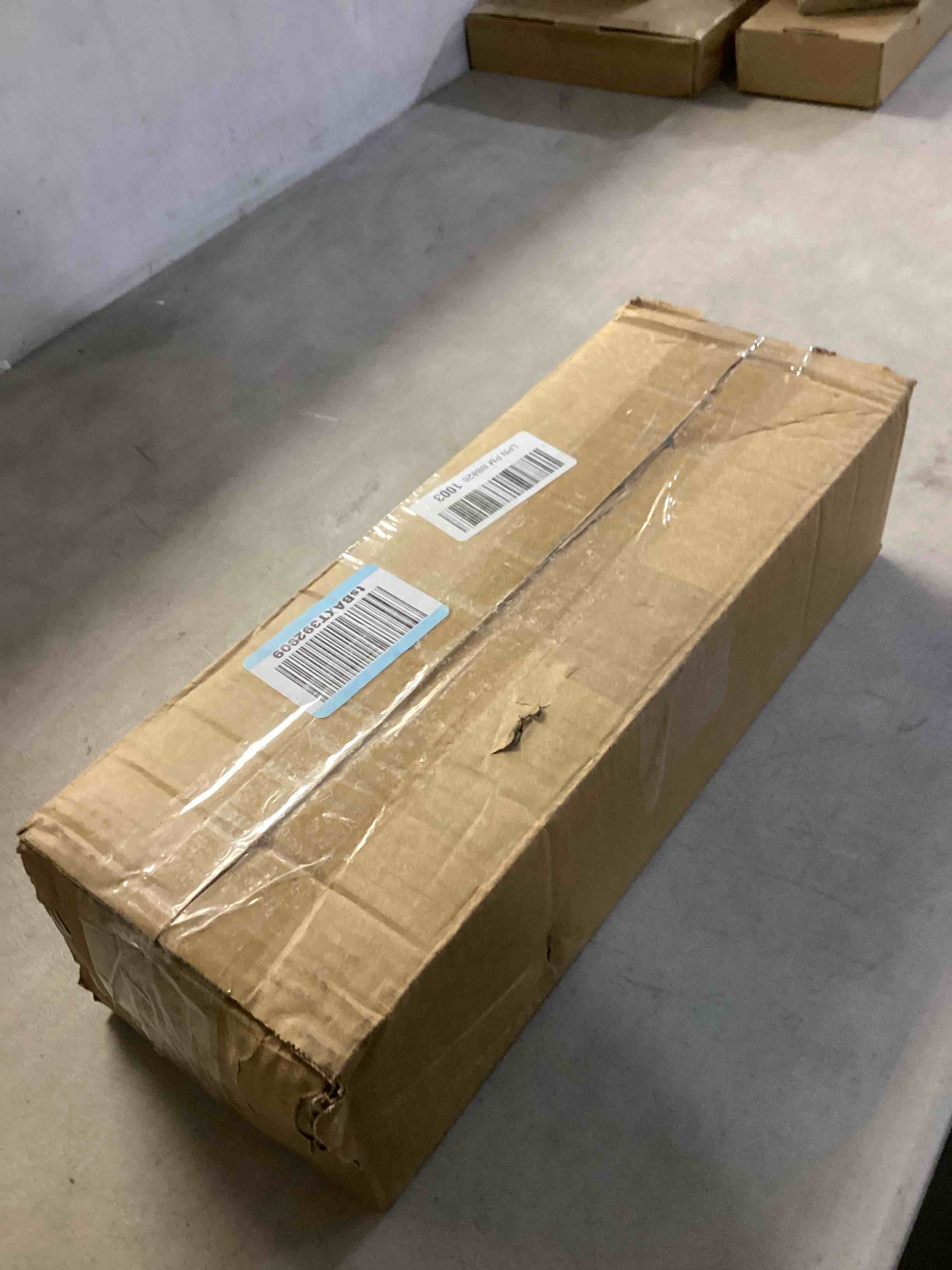 https://s3.amazonaws.com/lotting-images-prod/bidfta/GRA0083417_1733516762244.jpeg