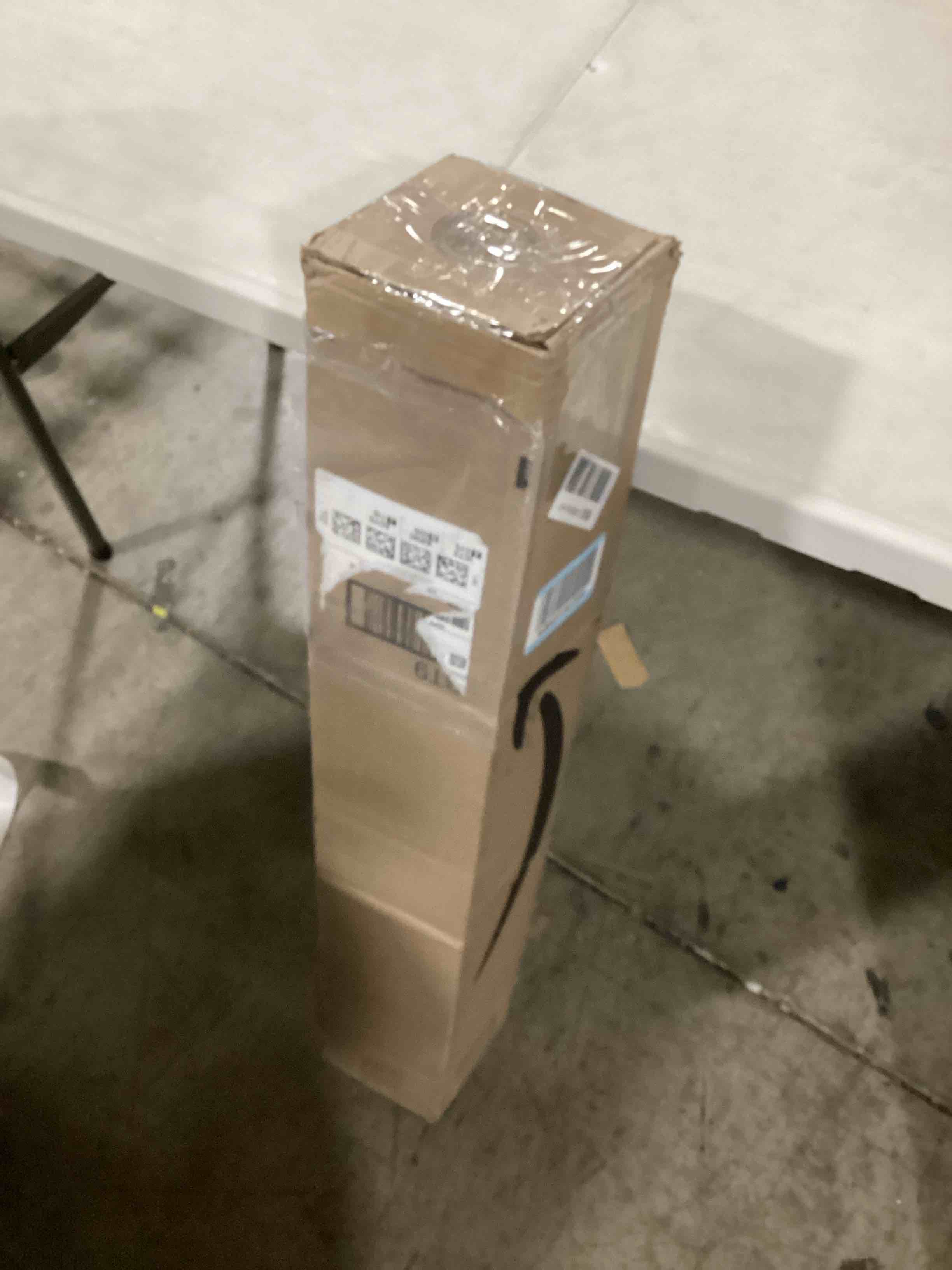 https://s3.amazonaws.com/lotting-images-prod/bidfta/GRA0084132_1732722324336.jpeg