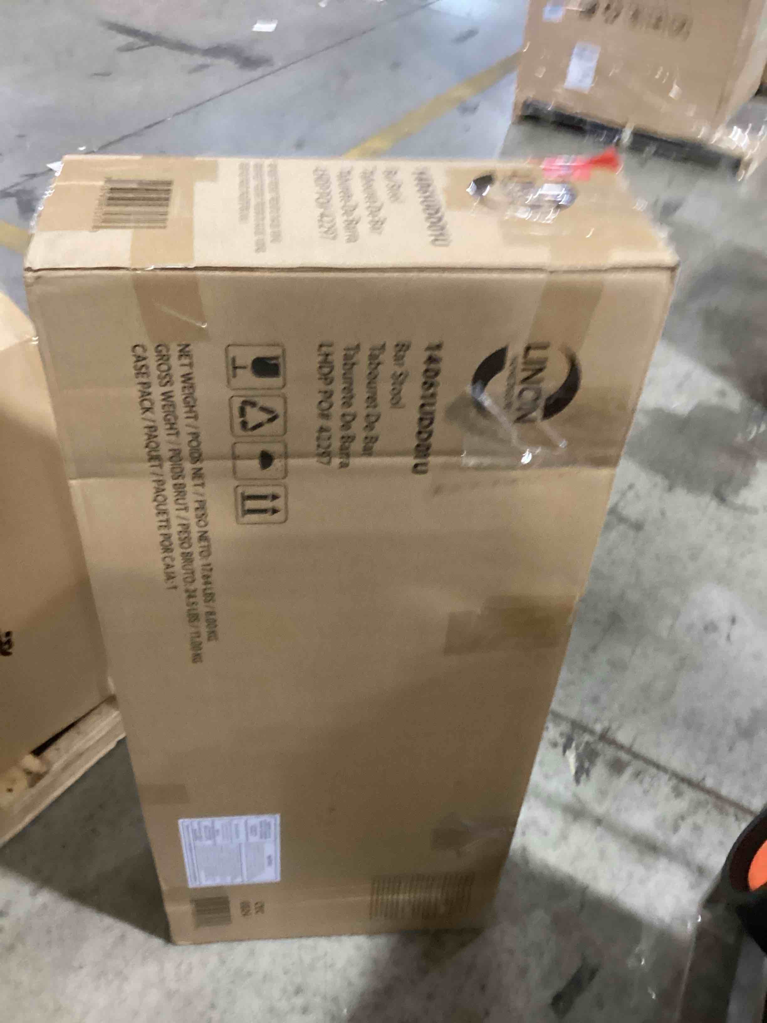 https://s3.amazonaws.com/lotting-images-prod/bidfta/GRA0084241_1732649713579.jpeg