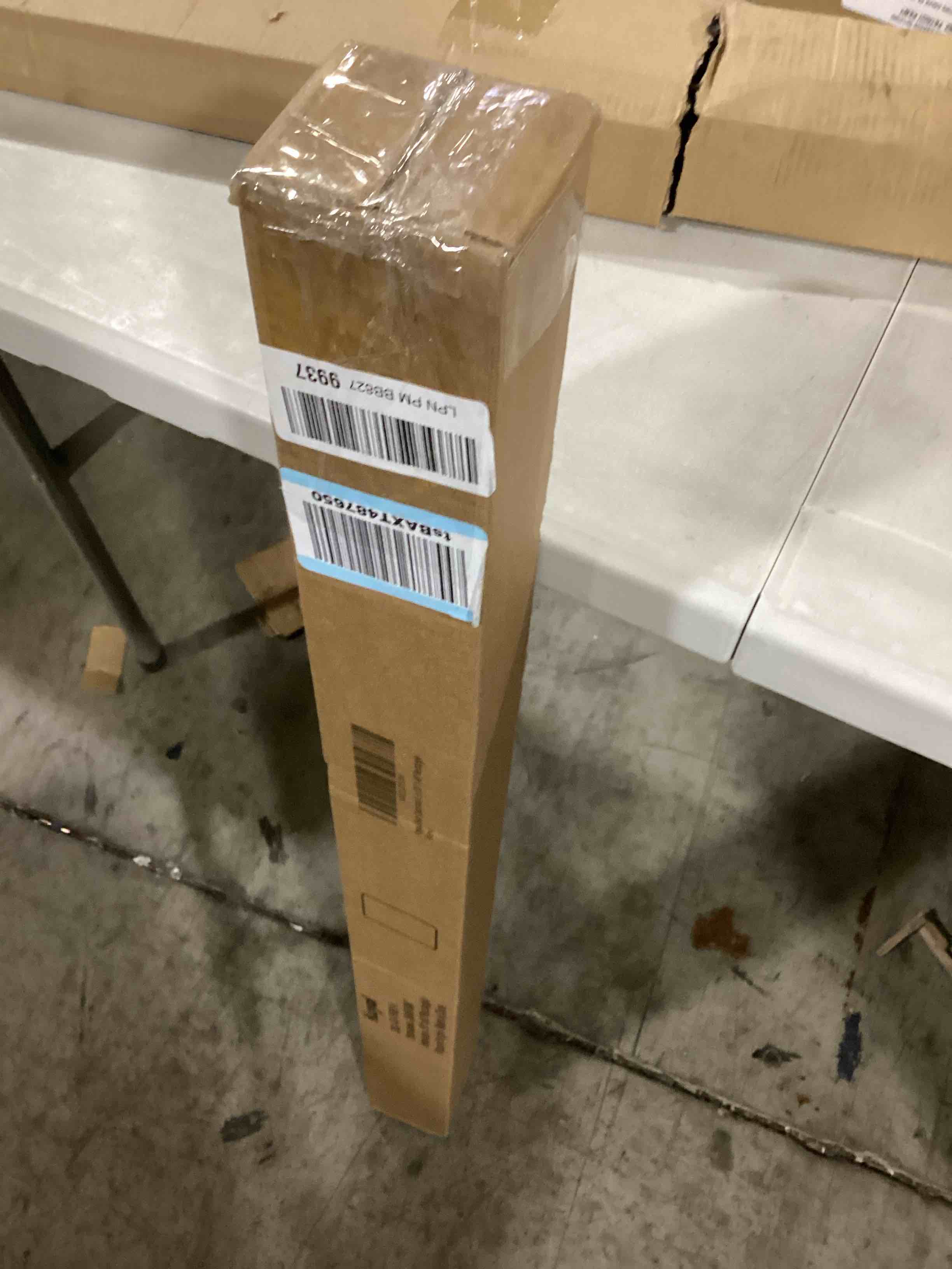https://s3.amazonaws.com/lotting-images-prod/bidfta/GRA0084287_1732637525649.jpeg