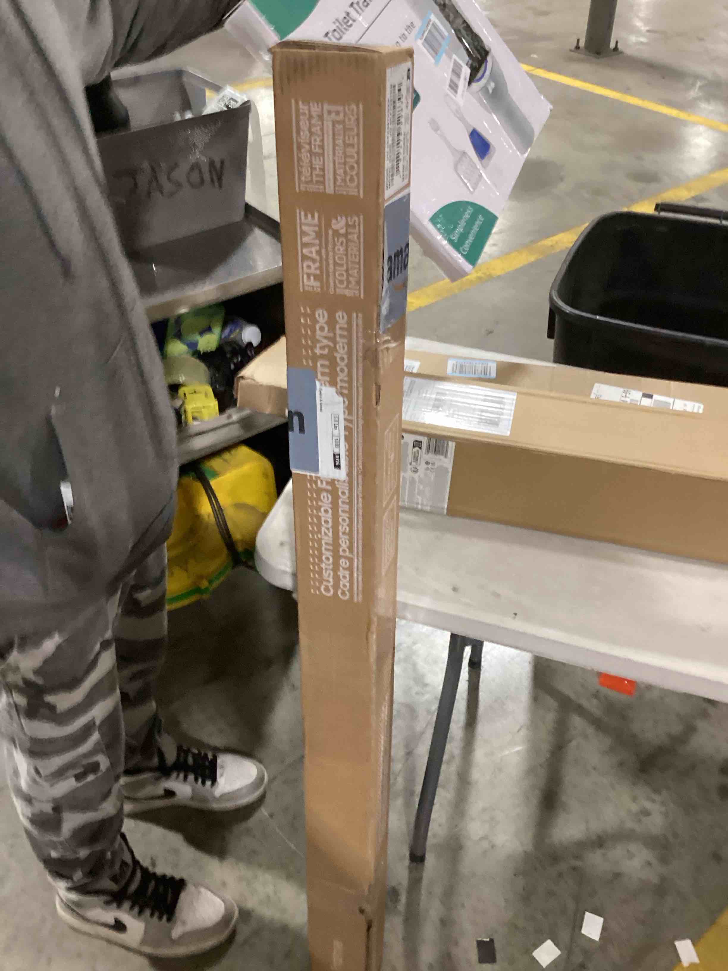https://s3.amazonaws.com/lotting-images-prod/bidfta/GRA0084759_1732050108480.jpeg