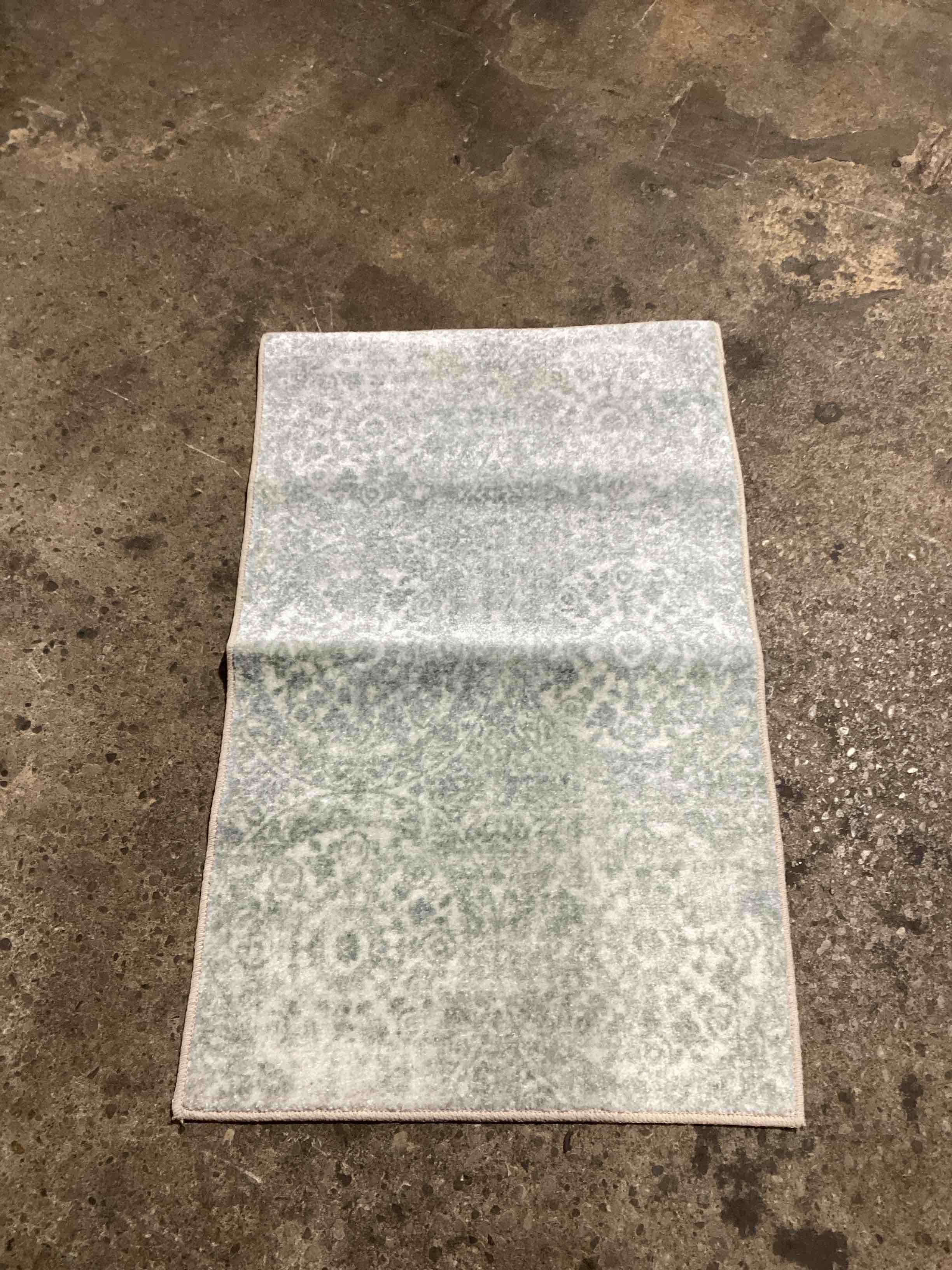 2’x3.25’ aqua bathroom rug