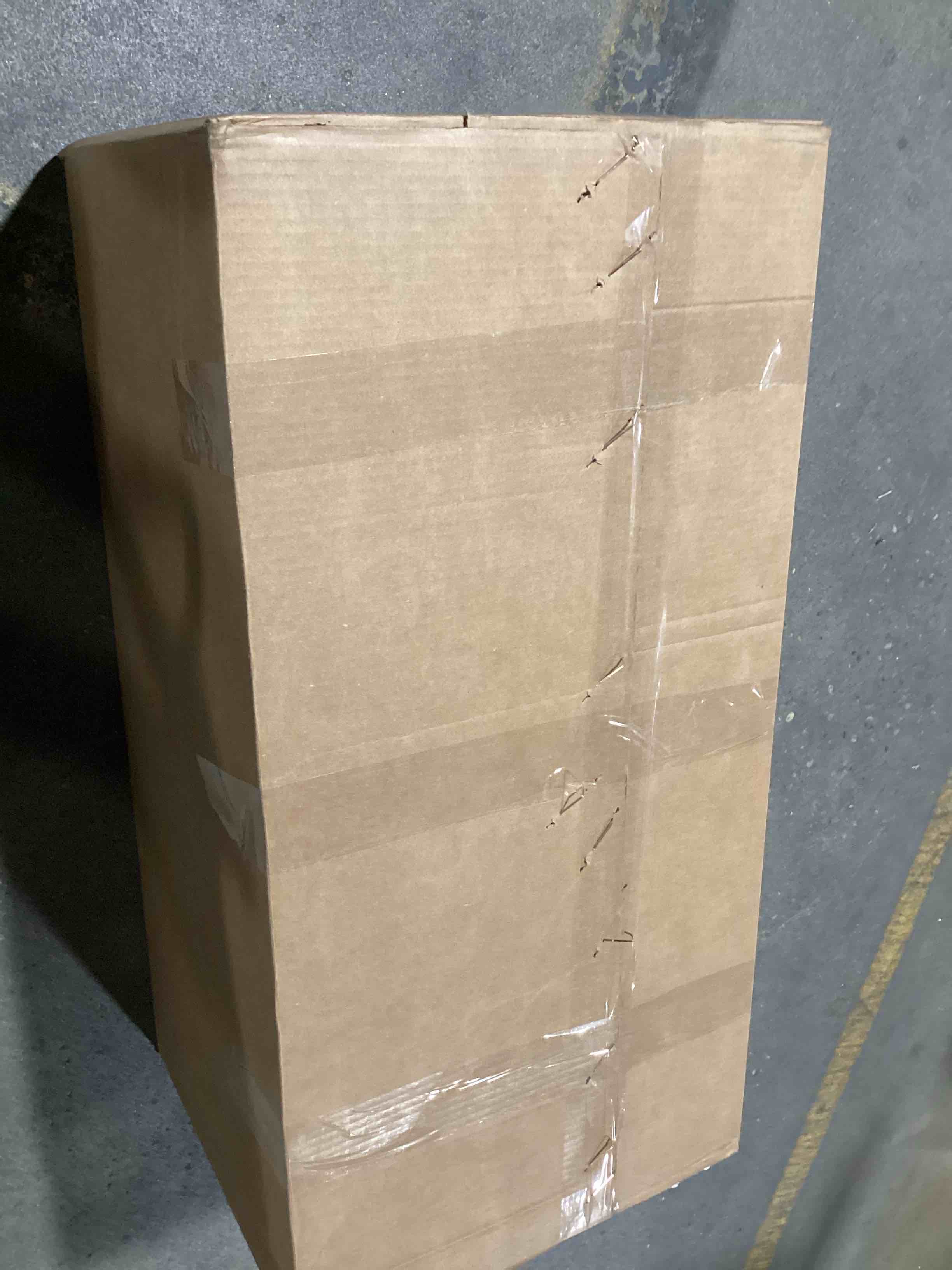 https://s3.amazonaws.com/lotting-images-prod/bidfta/GRA0086558_1730307550760.jpeg
