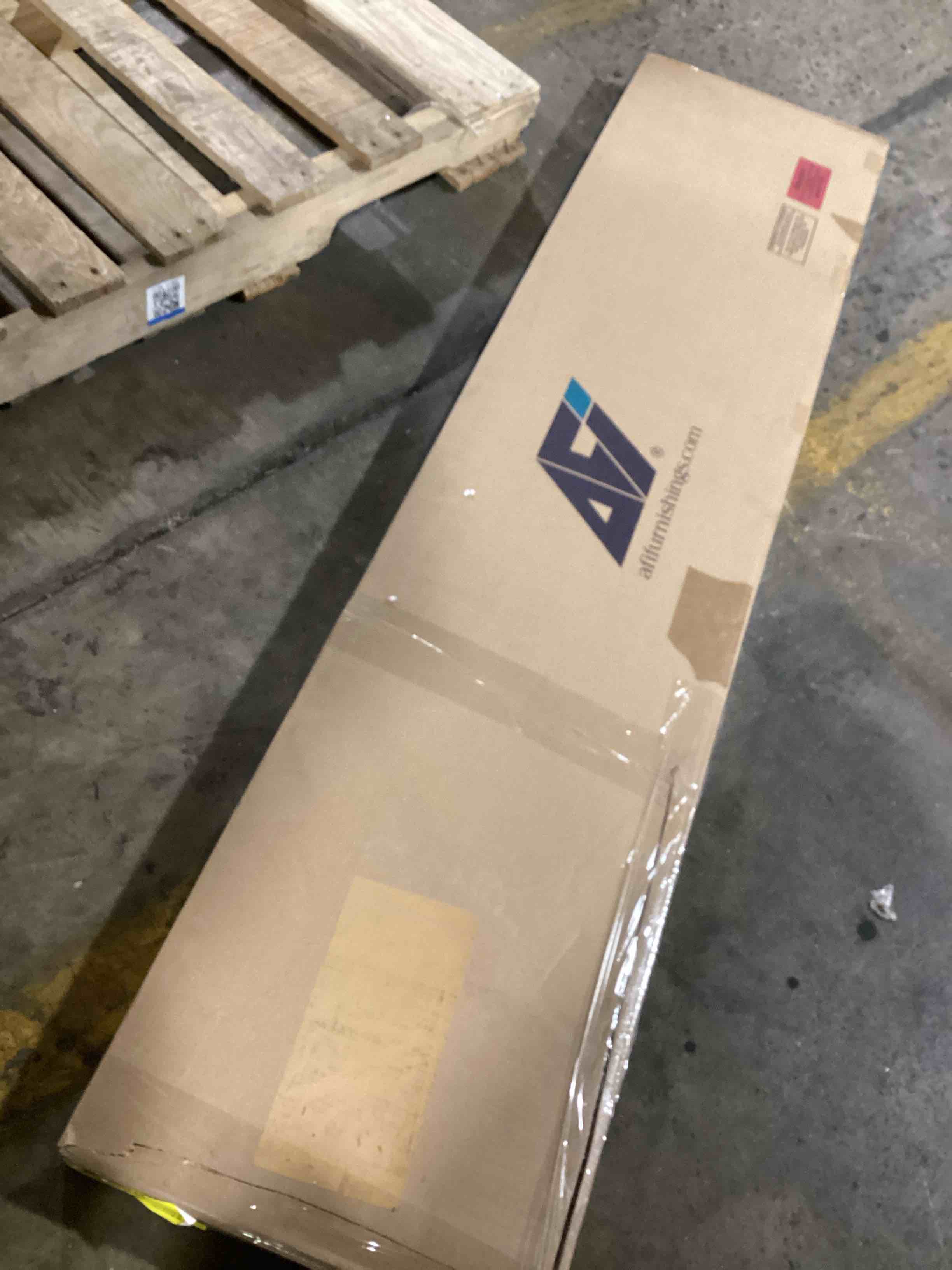 https://s3.amazonaws.com/lotting-images-prod/bidfta/GRA0086665_1730222251237.jpeg