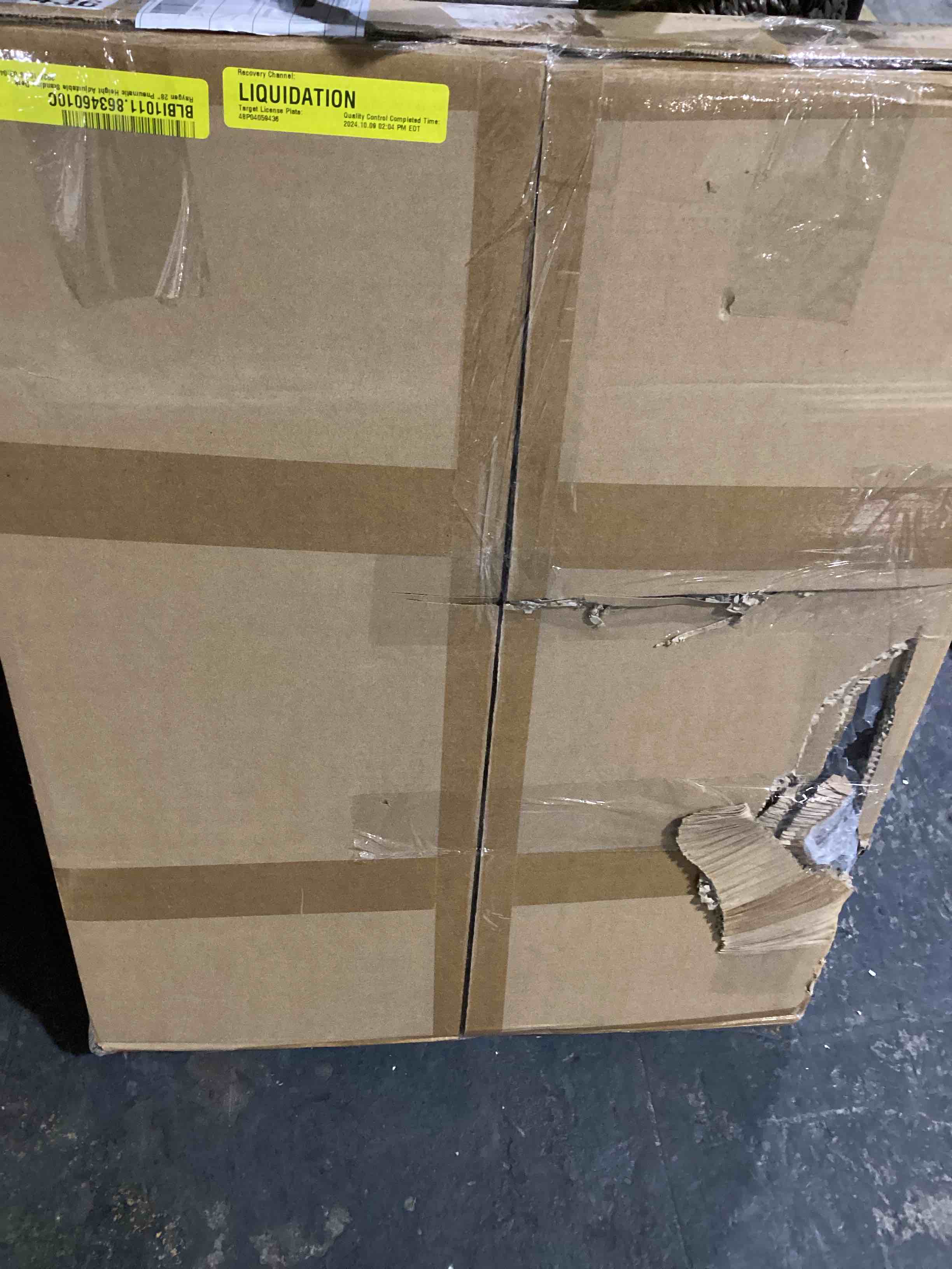 https://s3.amazonaws.com/lotting-images-prod/bidfta/GRA0087207_1729946550553.jpeg