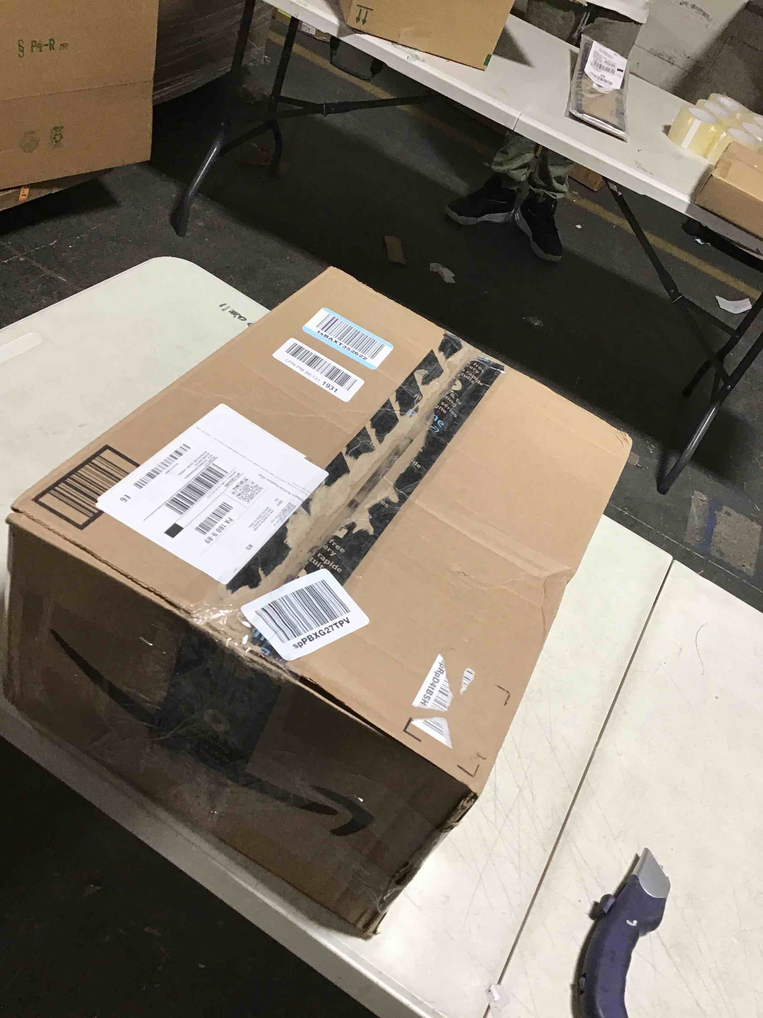 https://s3.amazonaws.com/lotting-images-prod/bidfta/GRA0087434_1729868685627.jpeg