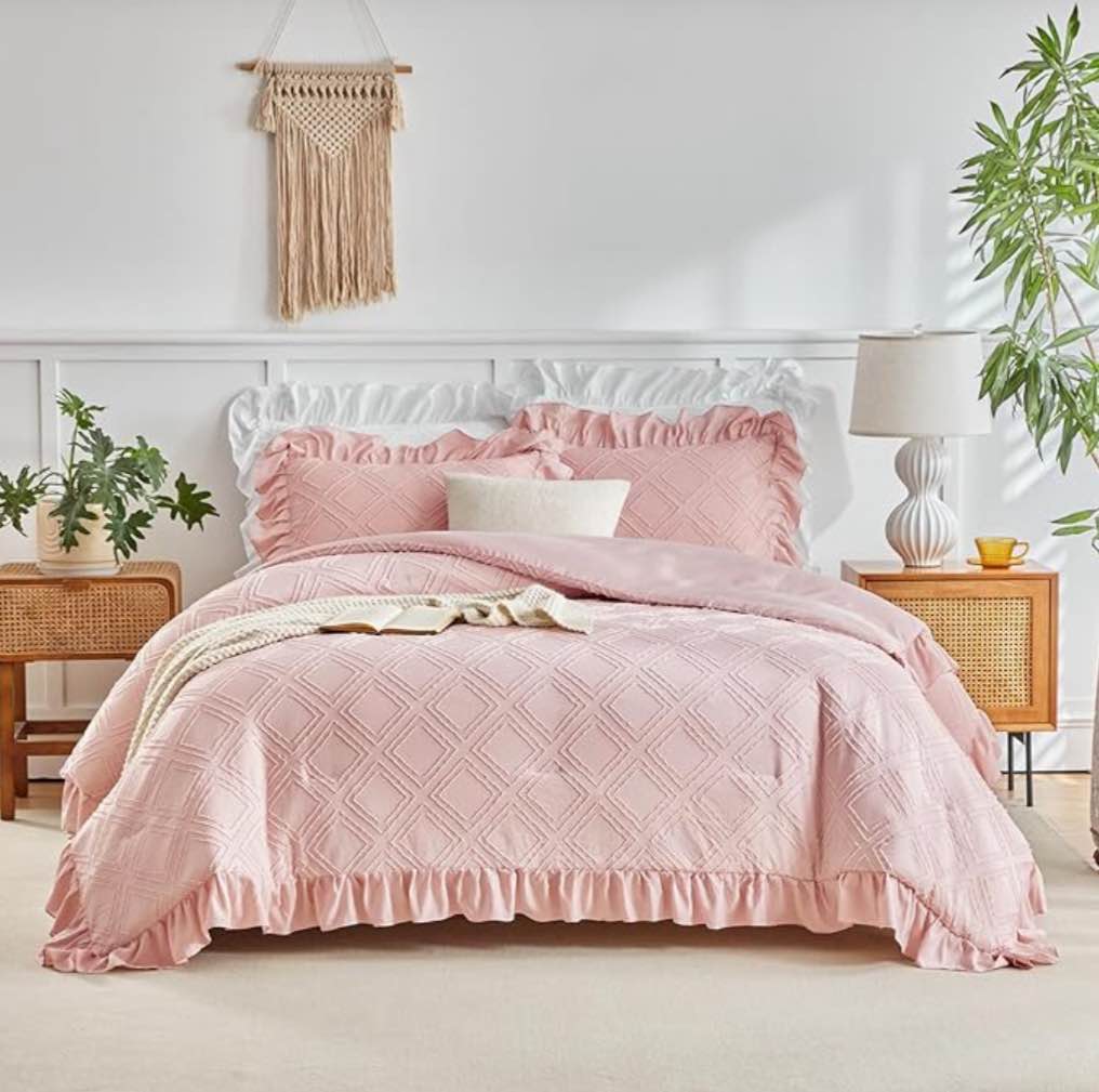 Tufted Ruffle Comforter Set Twin Size, 3 Pieces Pink Ruffled Farmhouse Comforters, Luxury Solid Color Soft and Embroidery Shabby Chic Boho Bohemian Bedding Set for Girls(1 Comforter + 2 Pillowcases)(similar to stock photo)