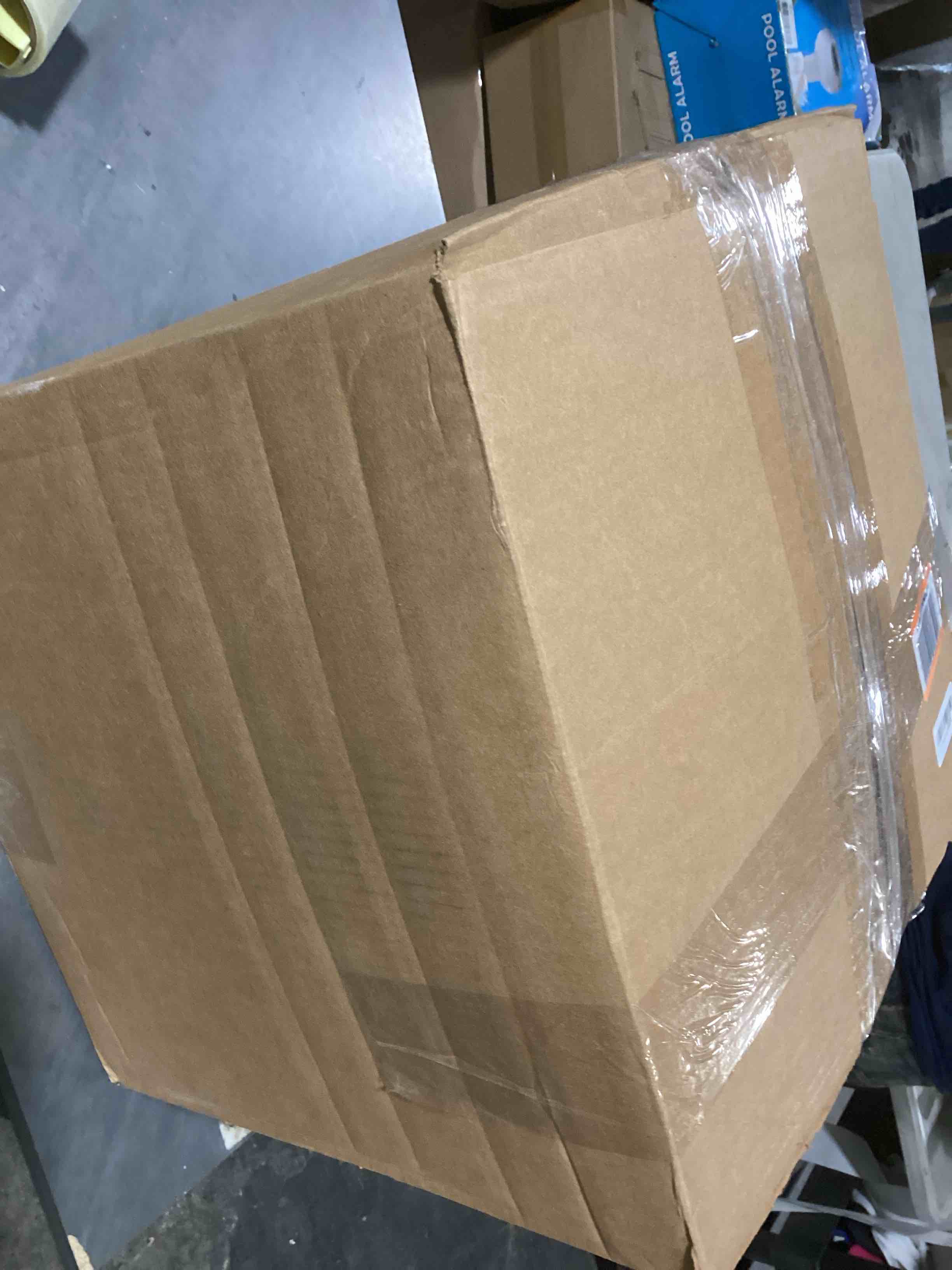 https://s3.amazonaws.com/lotting-images-prod/bidfta/GRA0087717_1729775528168.jpeg