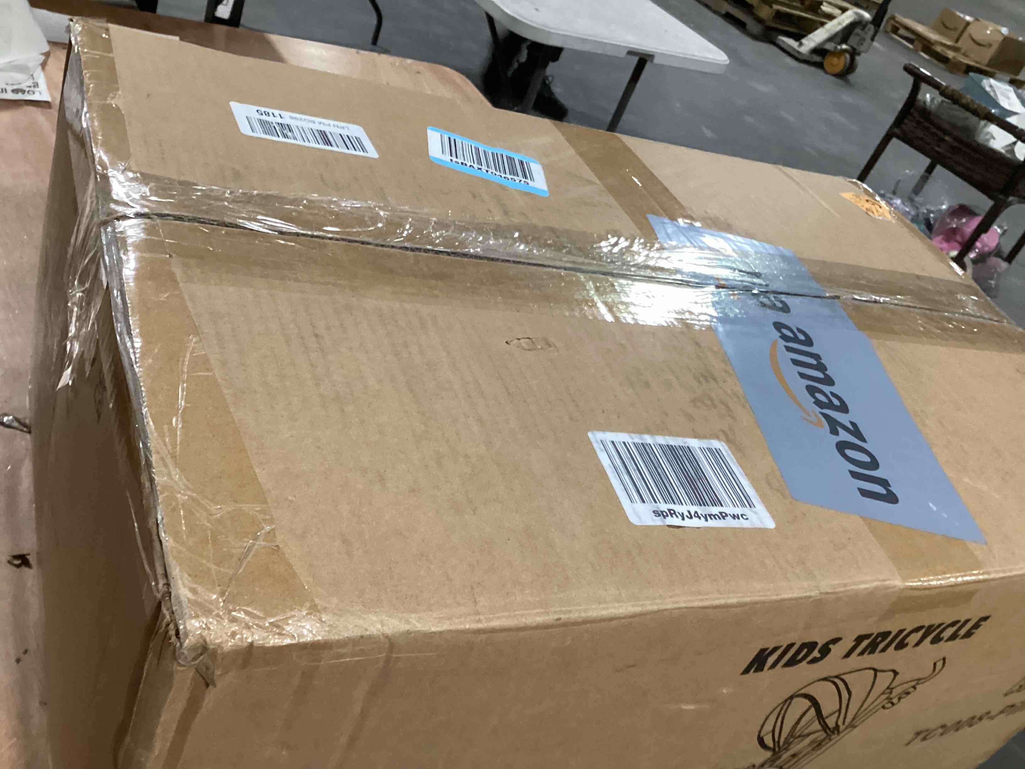 https://s3.amazonaws.com/lotting-images-prod/bidfta/GRA0088653_1730140302867.jpeg