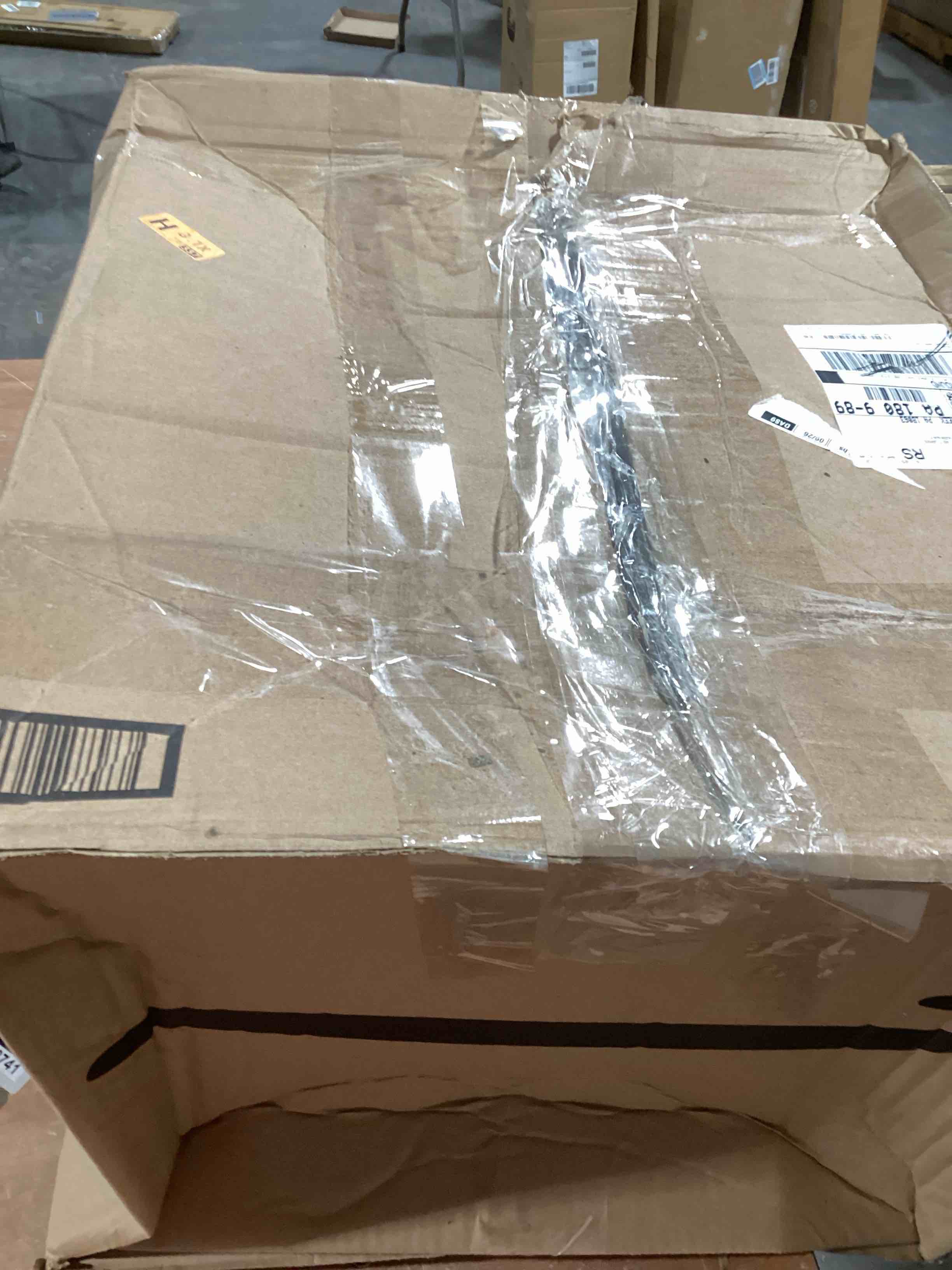 https://s3.amazonaws.com/lotting-images-prod/bidfta/GRA0088660_1730139916869.jpeg