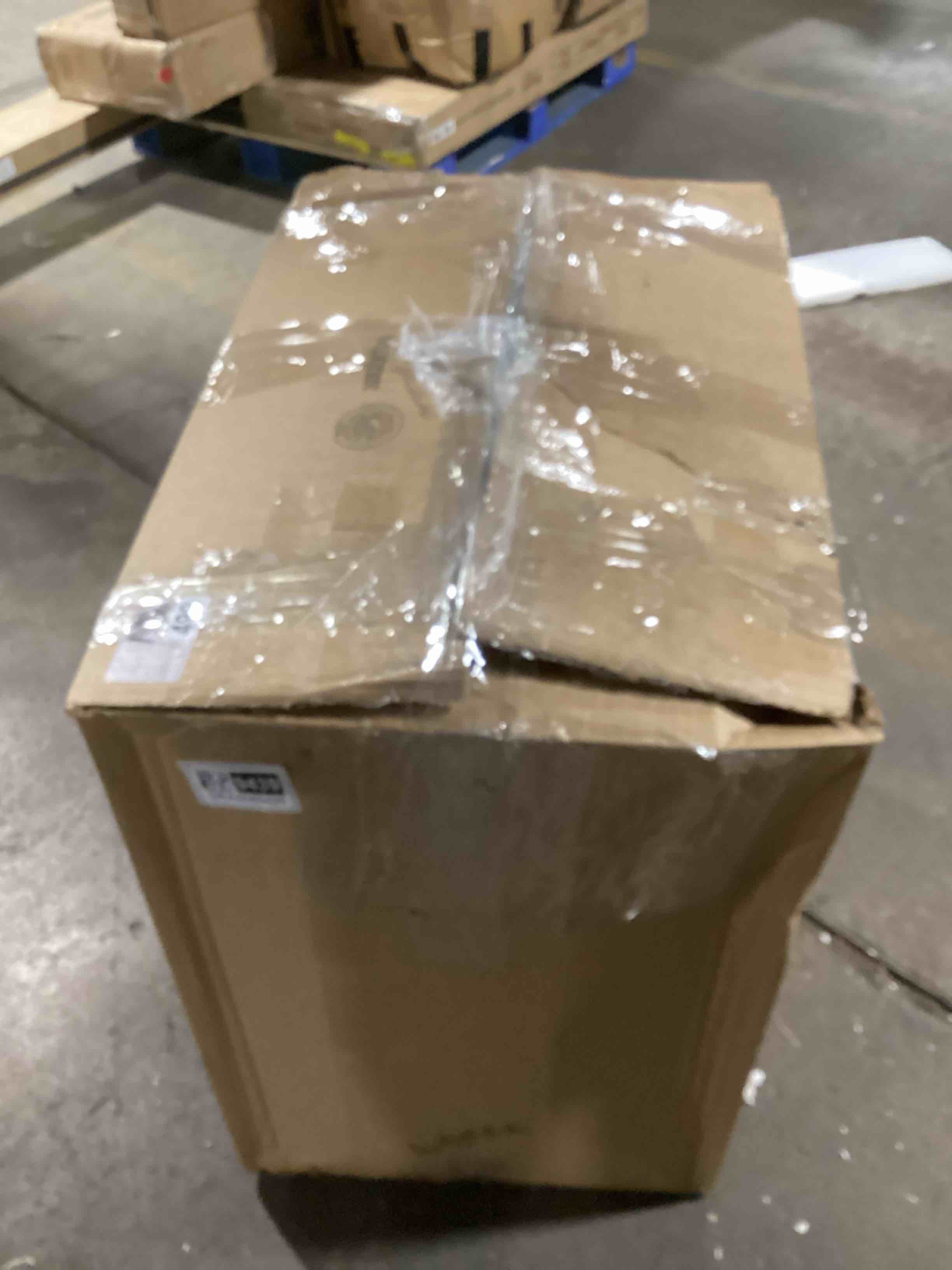 https://s3.amazonaws.com/lotting-images-prod/bidfta/GRA0089439_1729688465864.jpeg