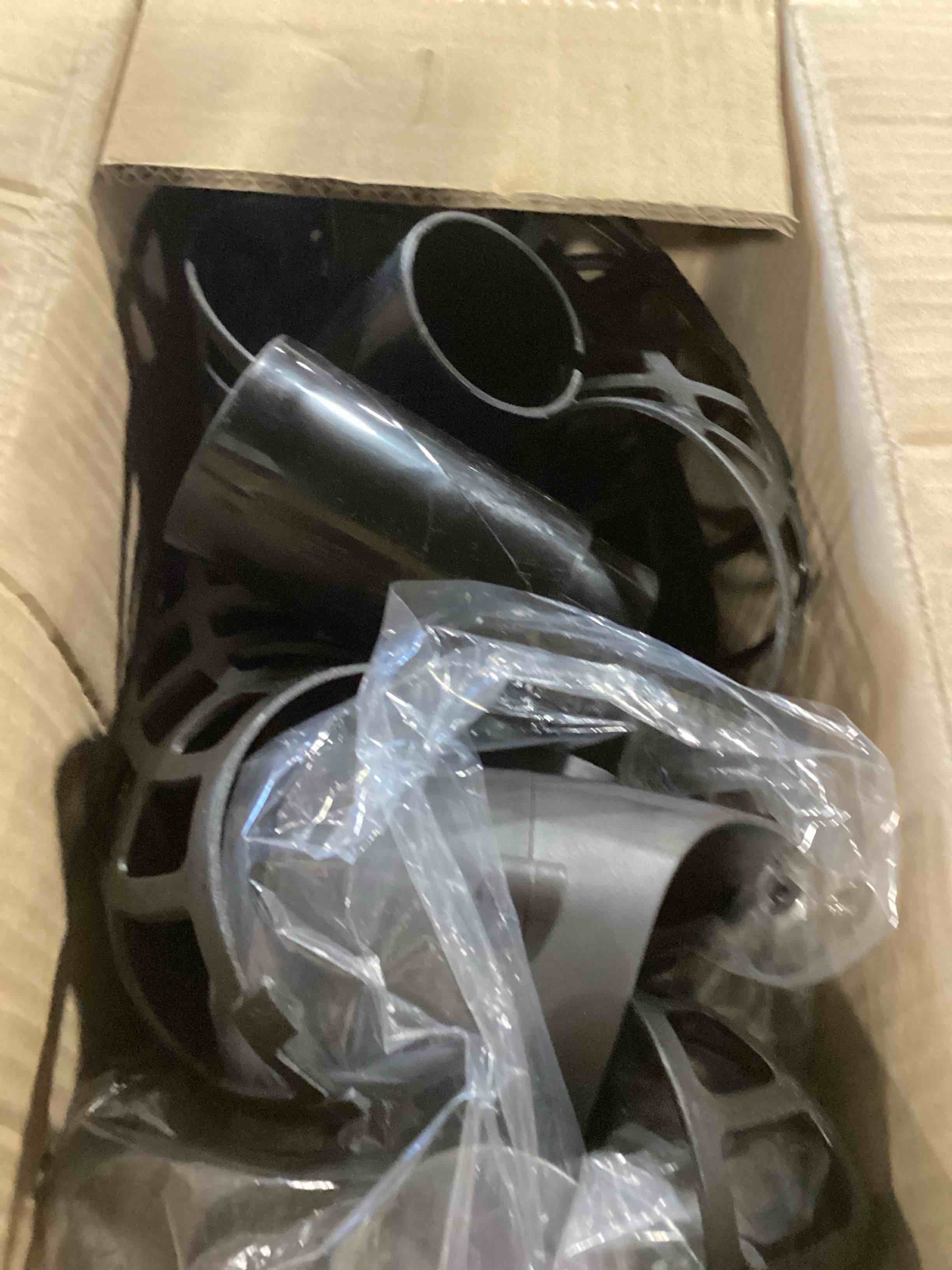 https://s3.amazonaws.com/lotting-images-prod/bidfta/GRA0089595_1729535146349.jpeg