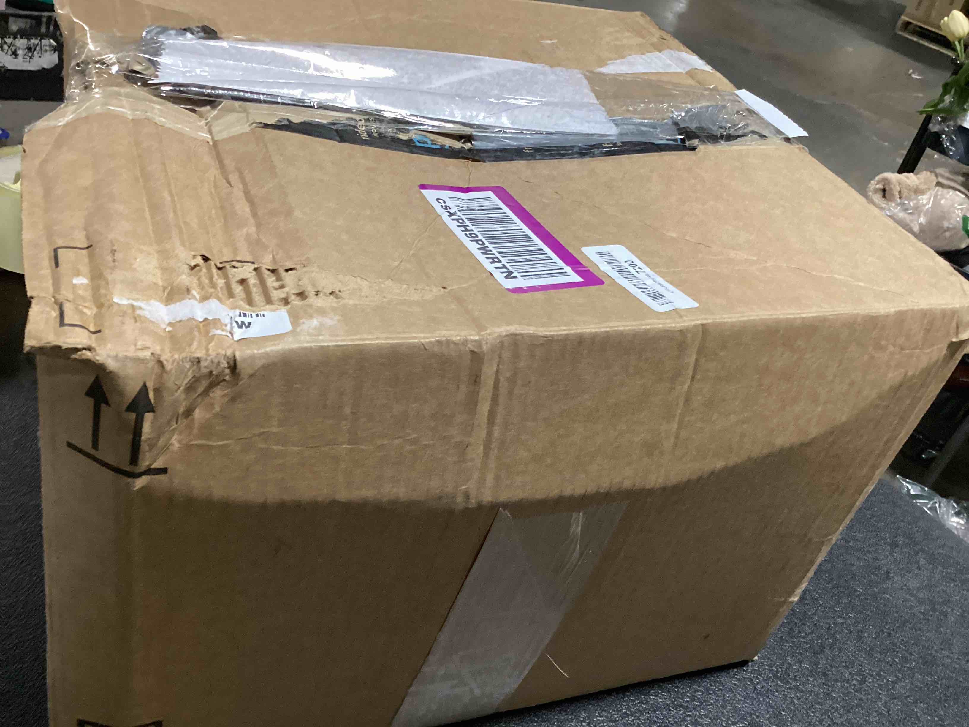 https://s3.amazonaws.com/lotting-images-prod/bidfta/GRA0089648_1729525149263.jpeg