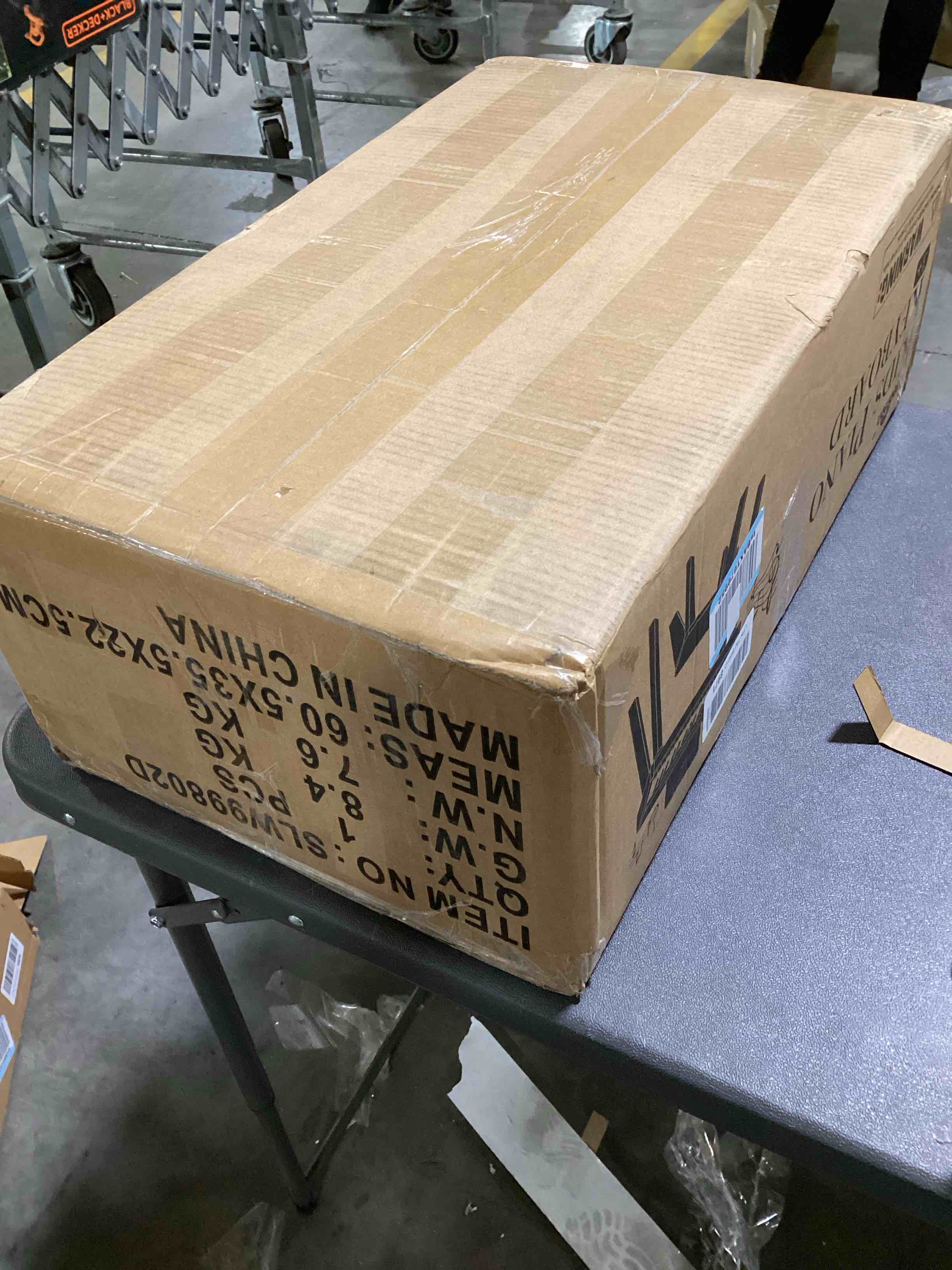 https://s3.amazonaws.com/lotting-images-prod/bidfta/GRA0090681_1731342143401.jpeg