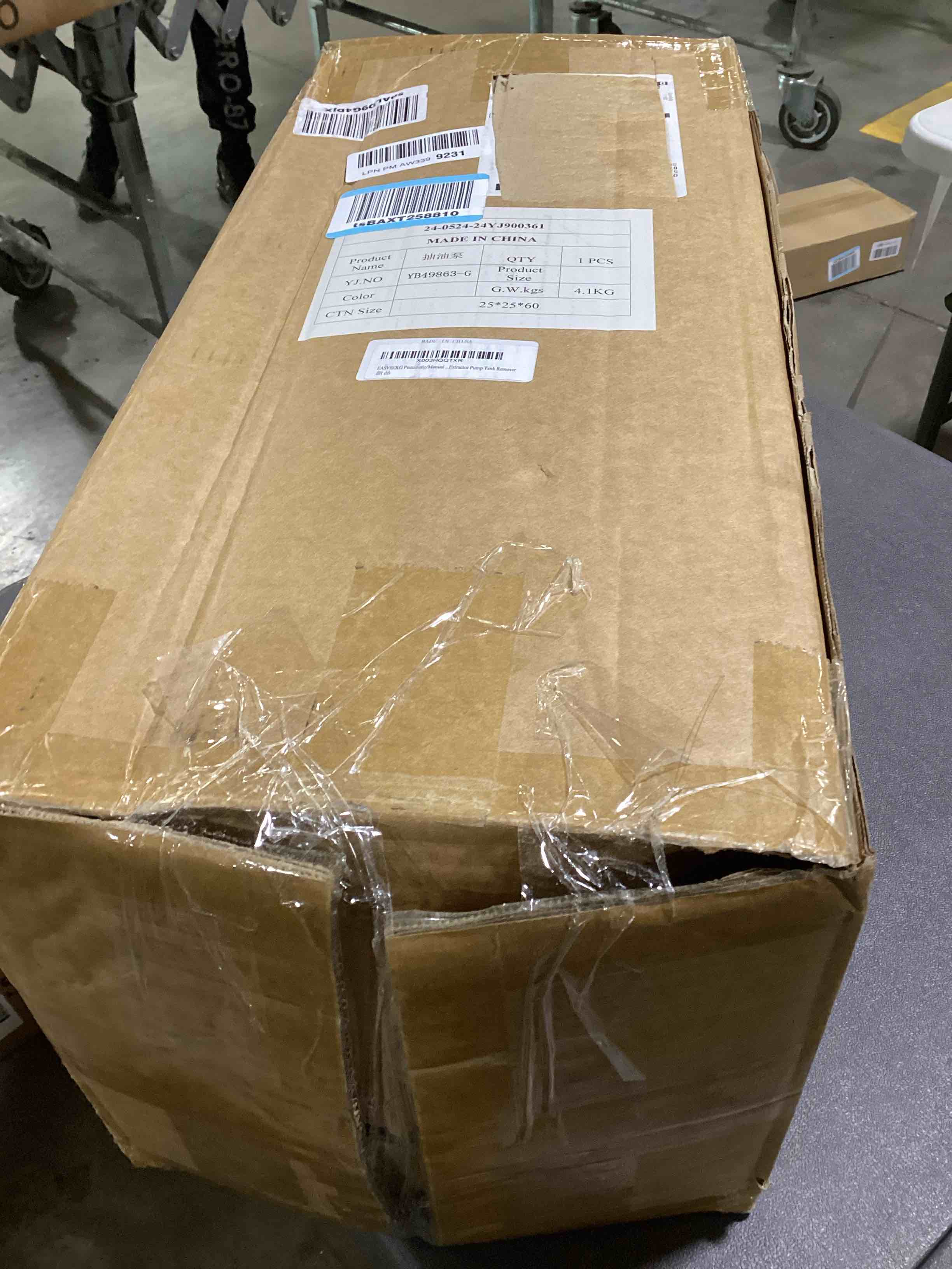 https://s3.amazonaws.com/lotting-images-prod/bidfta/GRA0090733_1731334794123.jpeg