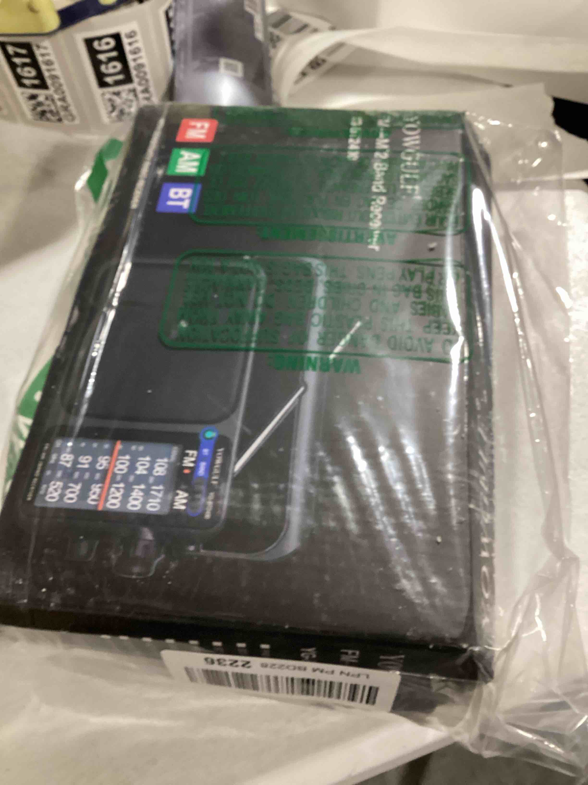 https://s3.amazonaws.com/lotting-images-prod/bidfta/GRA0091628_1730744973253.jpeg