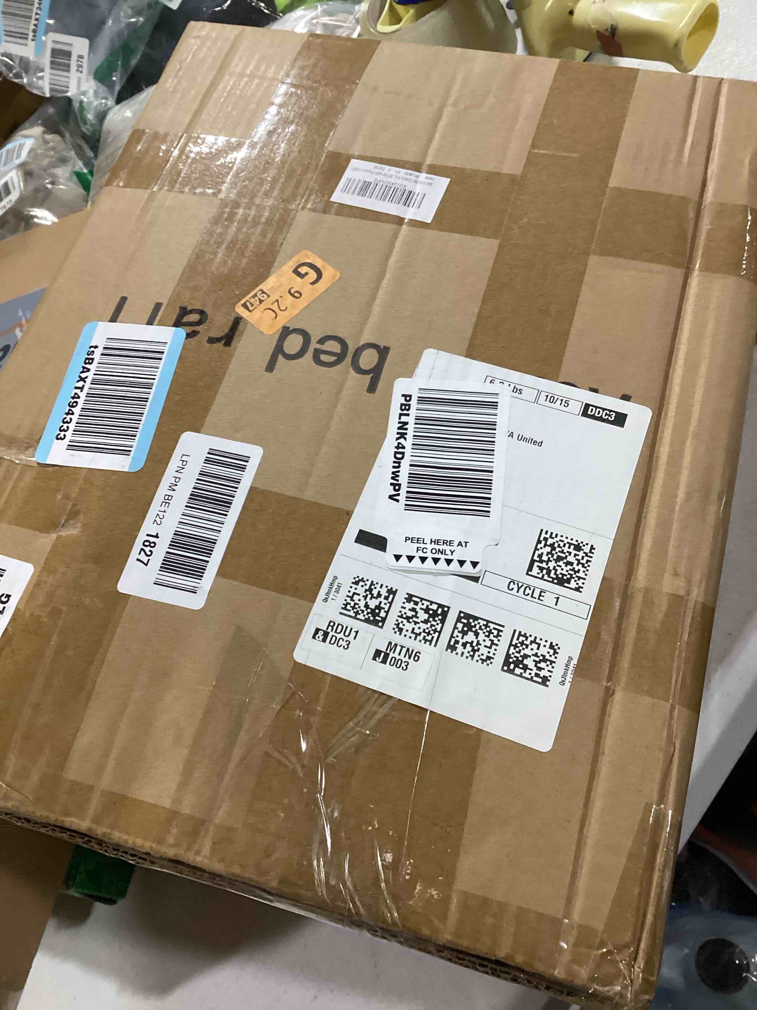 https://s3.amazonaws.com/lotting-images-prod/bidfta/GRA0091784_1730730283694.jpeg