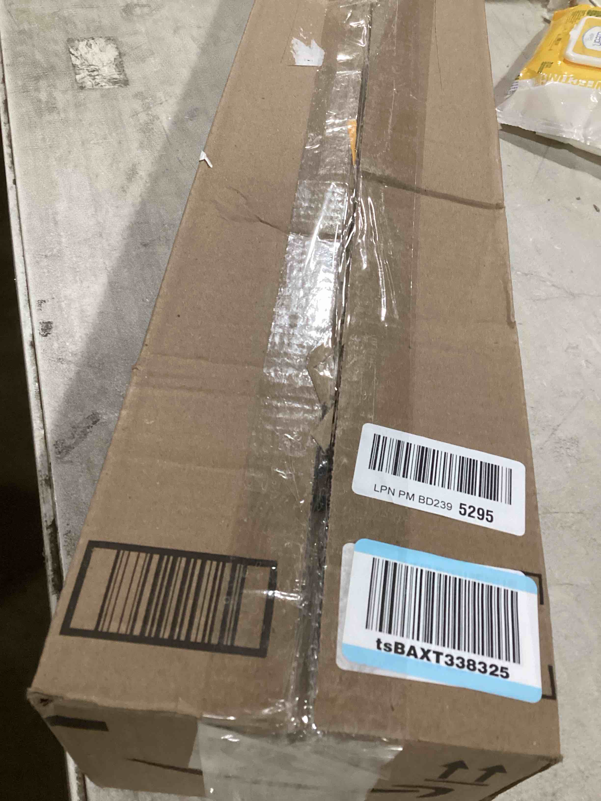 https://s3.amazonaws.com/lotting-images-prod/bidfta/GRA0094652_1733408480944.jpeg