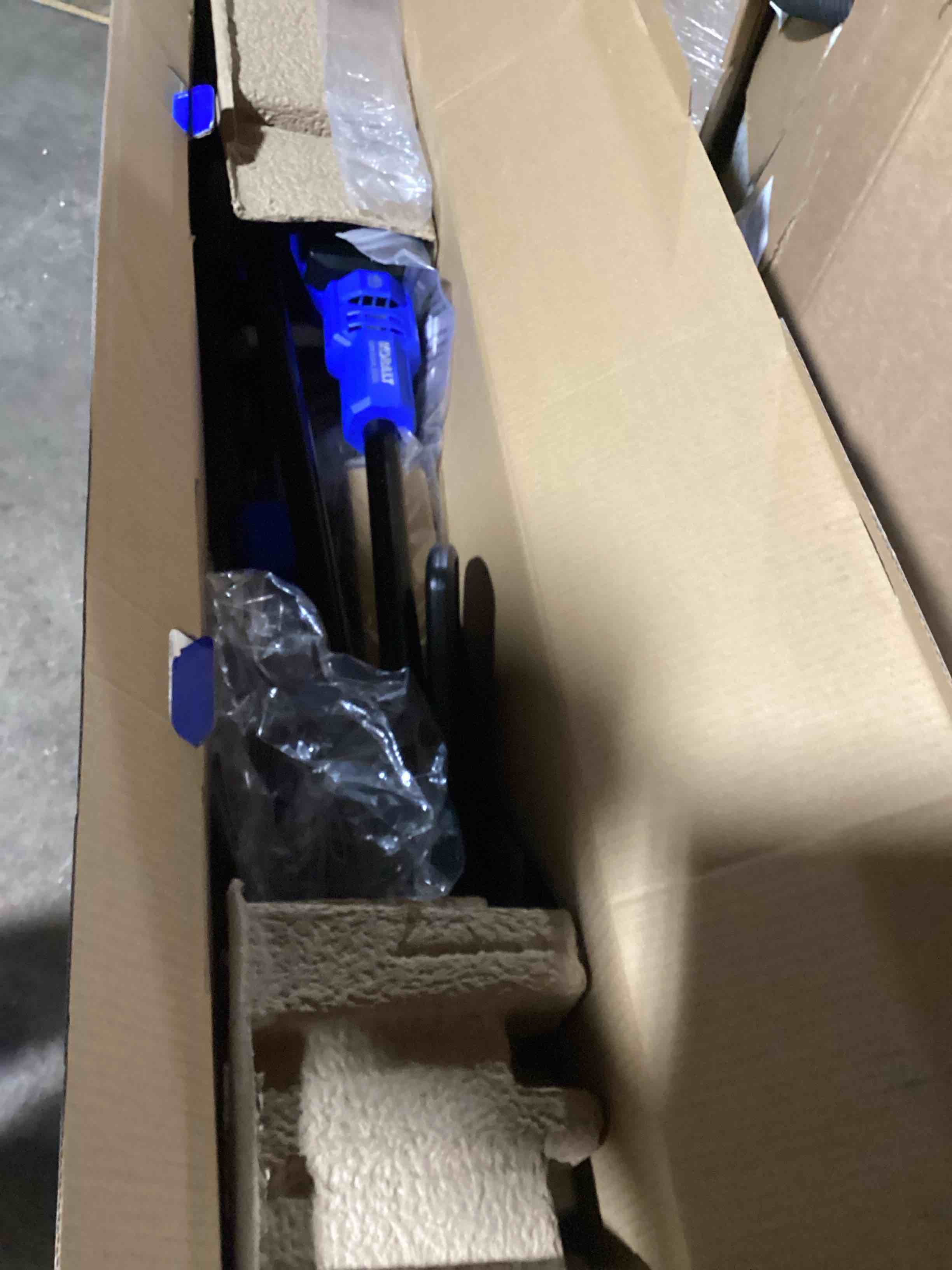 Kobalt Gen4 40-volt 10-in Battery Pole Saw (Battery and Charger Not Included) and Charger Not Included