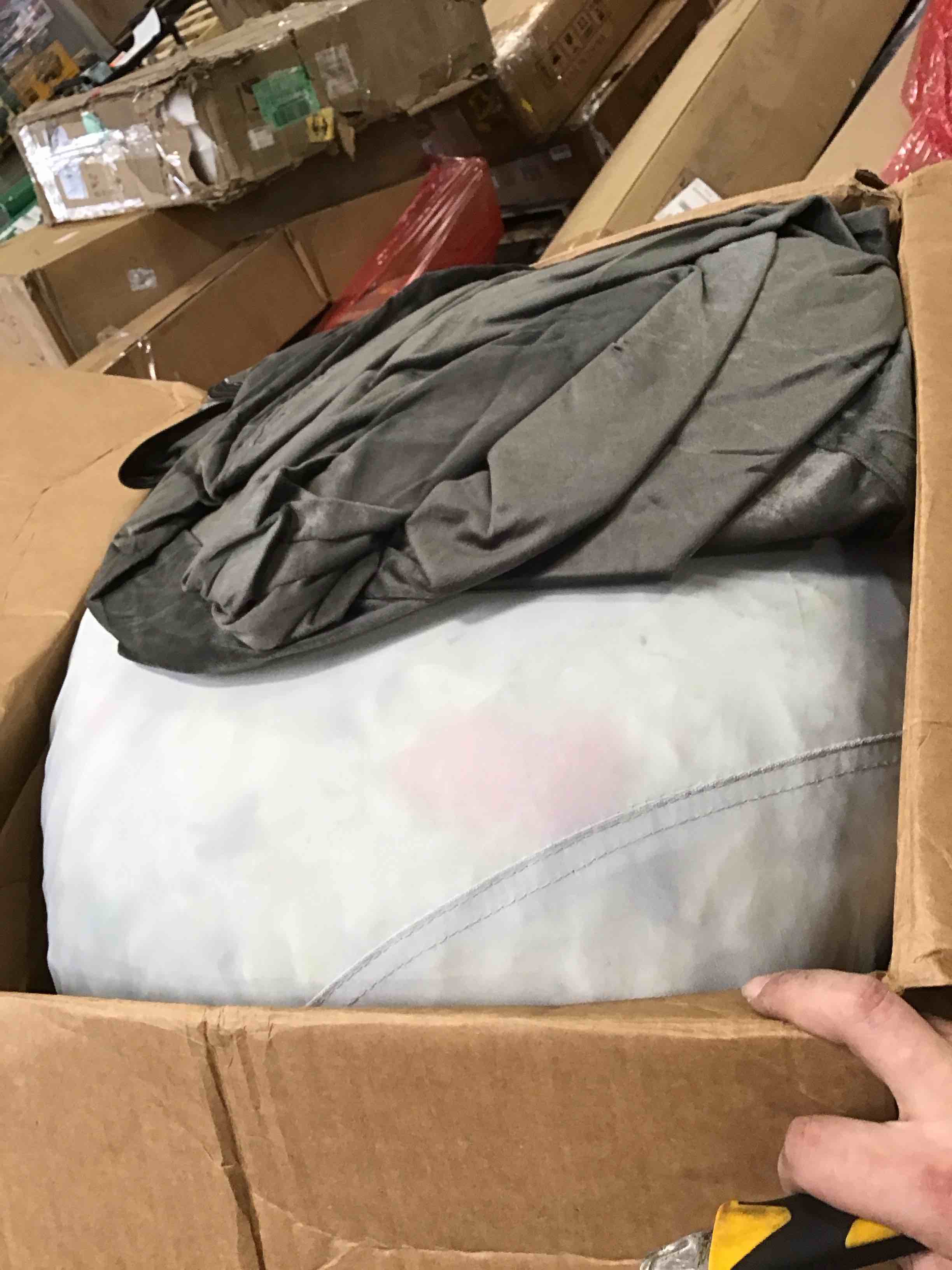 https://s3.amazonaws.com/lotting-images-prod/bidfta/GRA0100033_1731002440321.jpeg