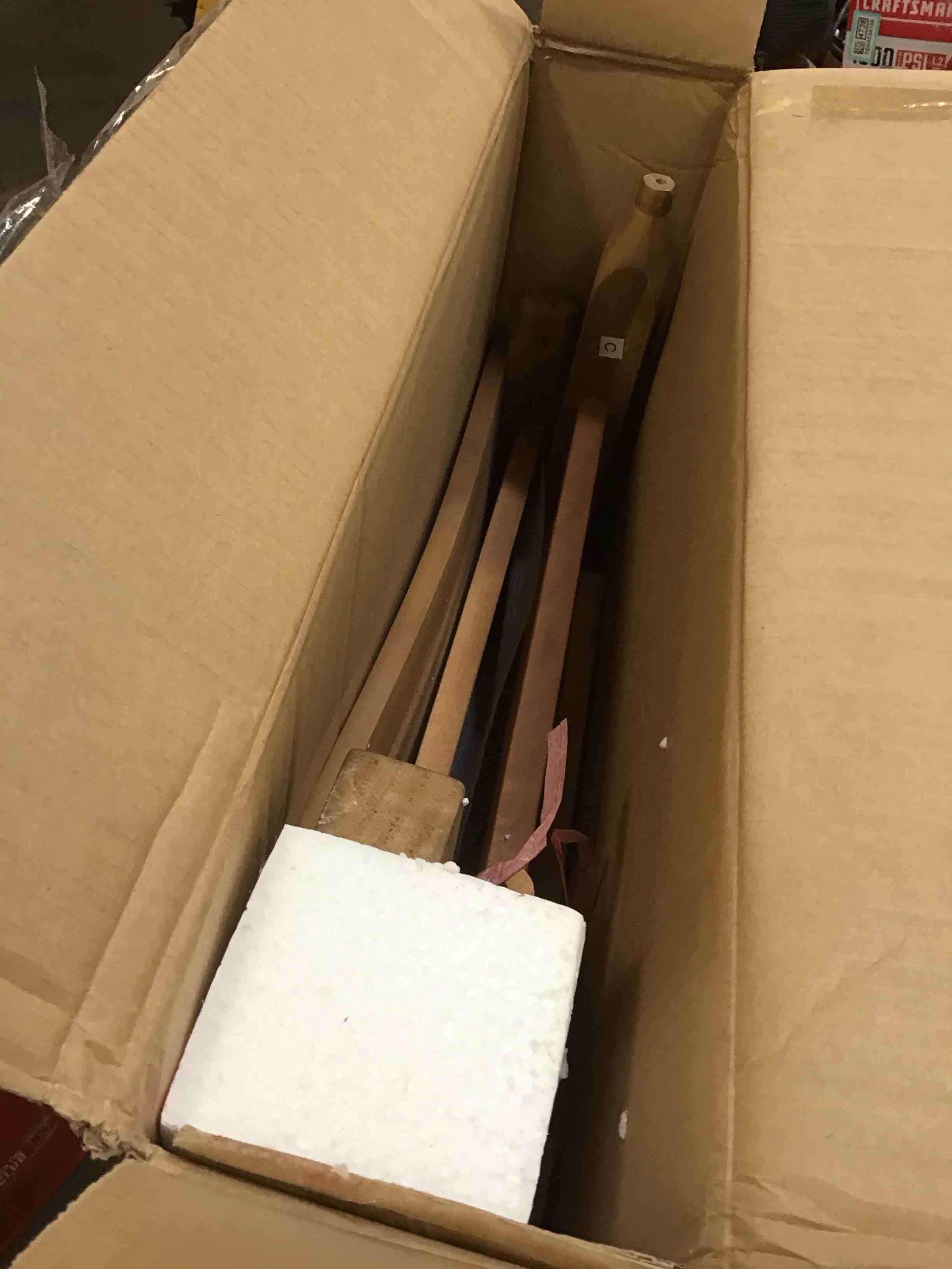 https://s3.amazonaws.com/lotting-images-prod/bidfta/GRA0100049_1730995920447.jpeg