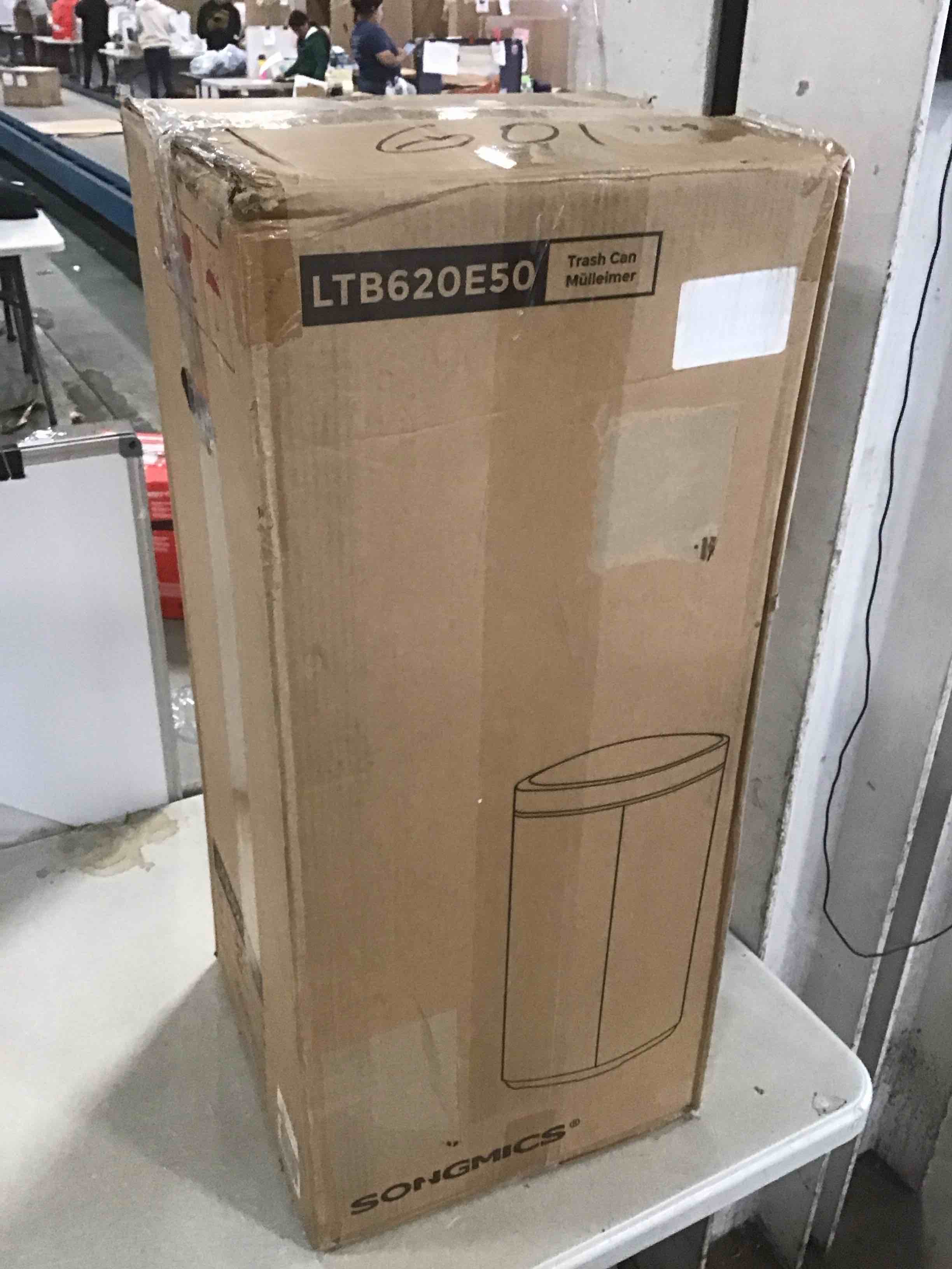 https://s3.amazonaws.com/lotting-images-prod/bidfta/GRA0100461_1730555402012.jpeg