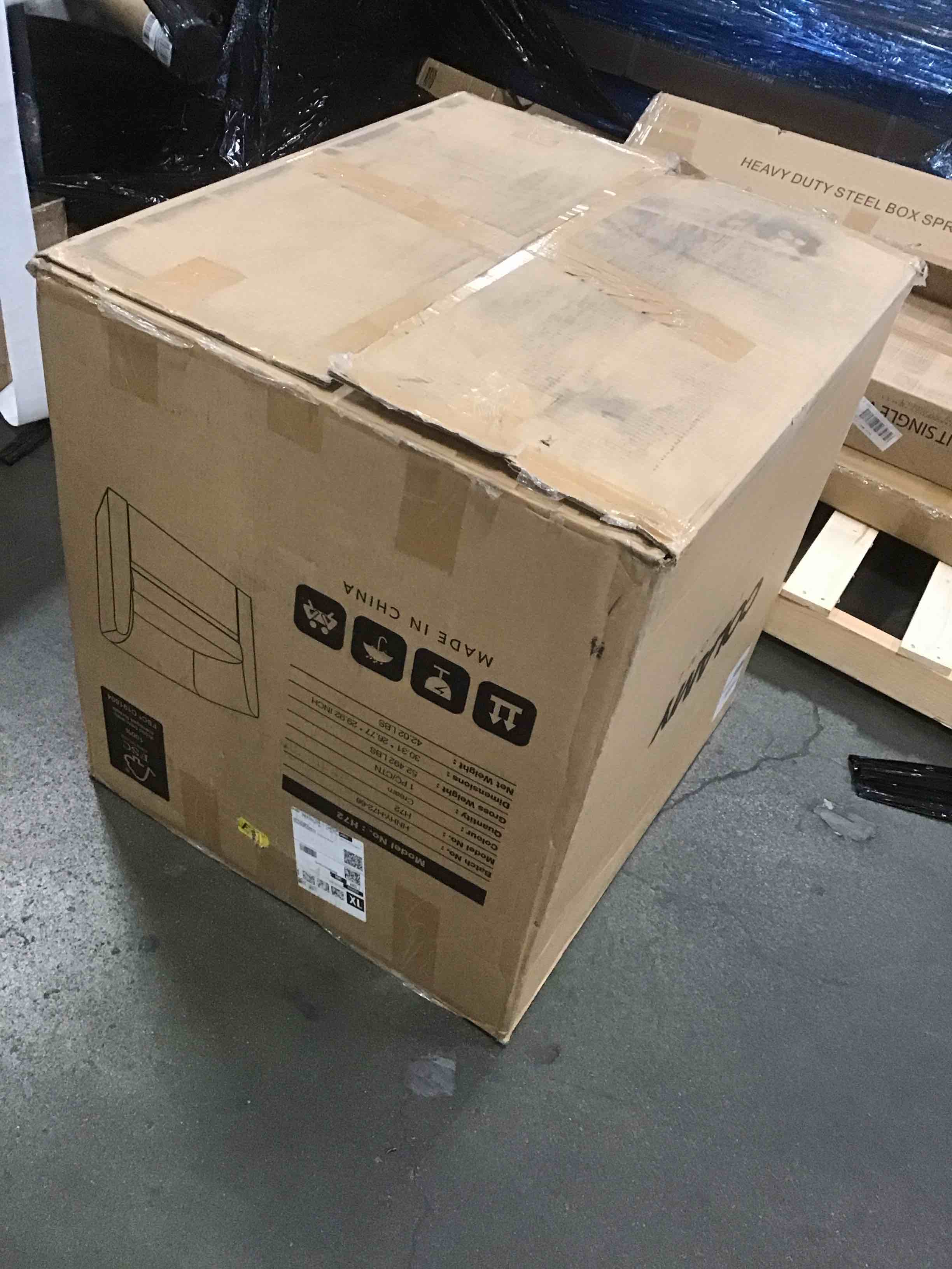 https://s3.amazonaws.com/lotting-images-prod/bidfta/GRA0100576_1730470736605.jpeg