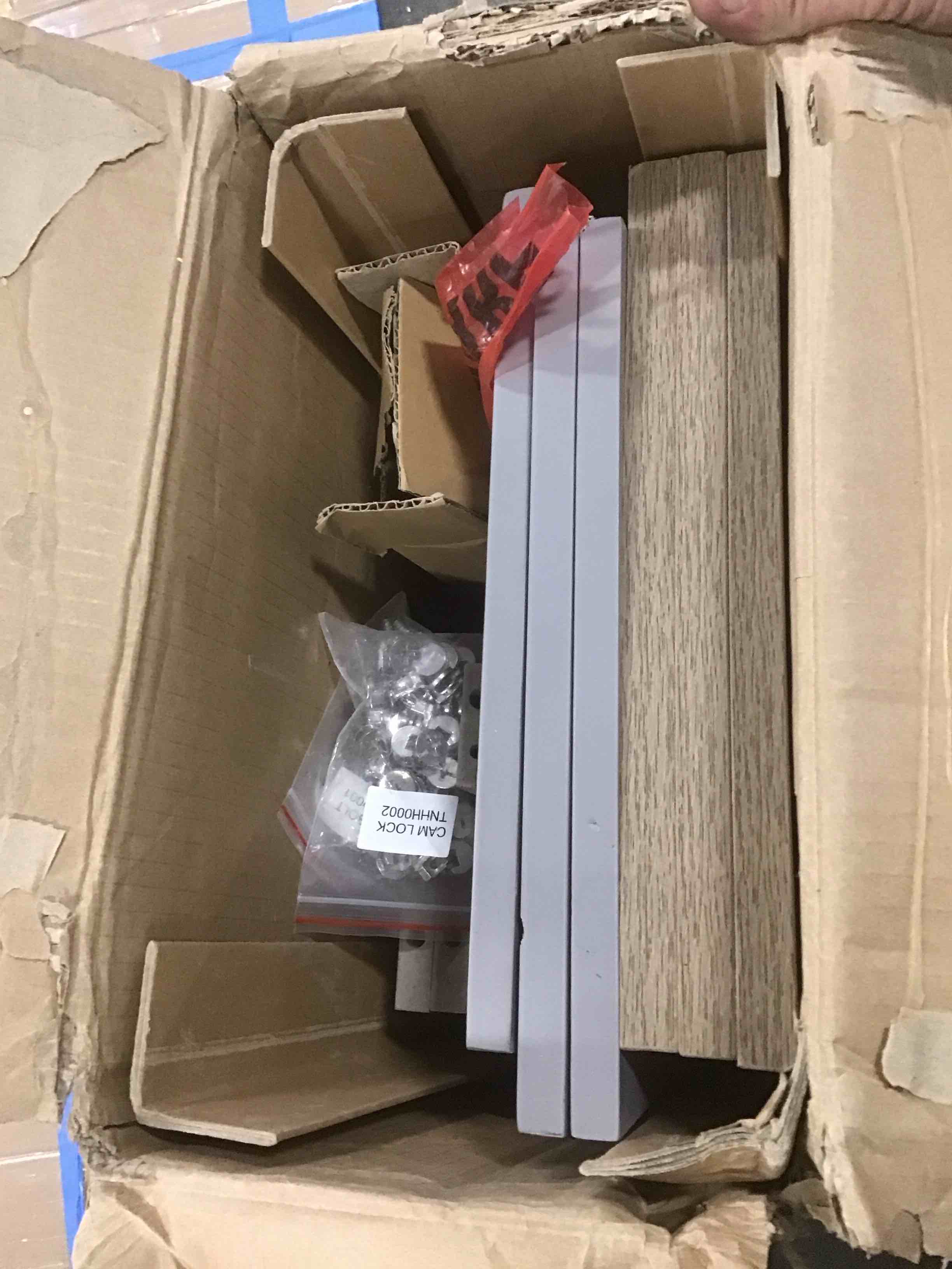 https://s3.amazonaws.com/lotting-images-prod/bidfta/GRA0100641_1730387085404.jpeg