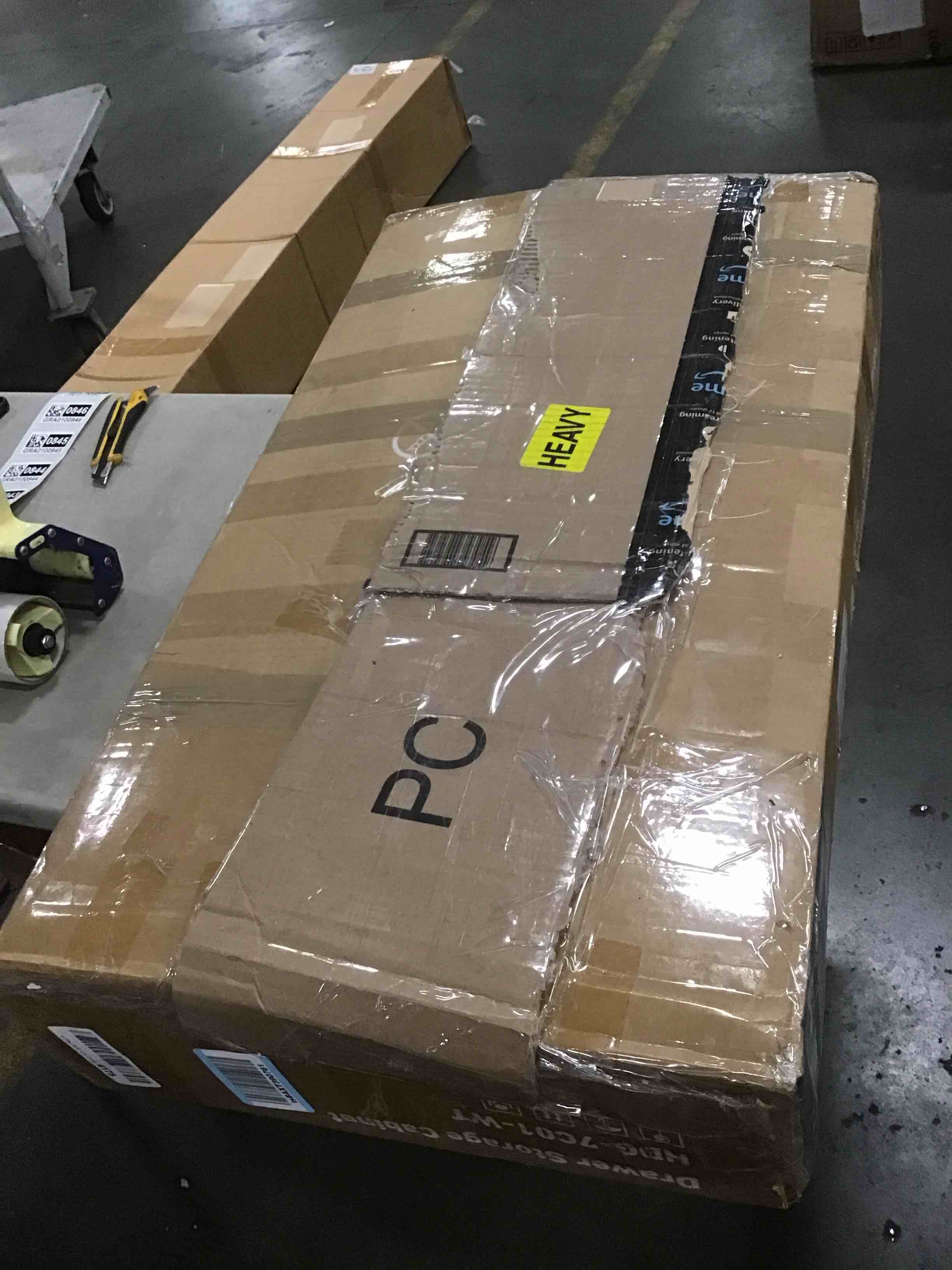 https://s3.amazonaws.com/lotting-images-prod/bidfta/GRA0100847_1730203604703.jpeg