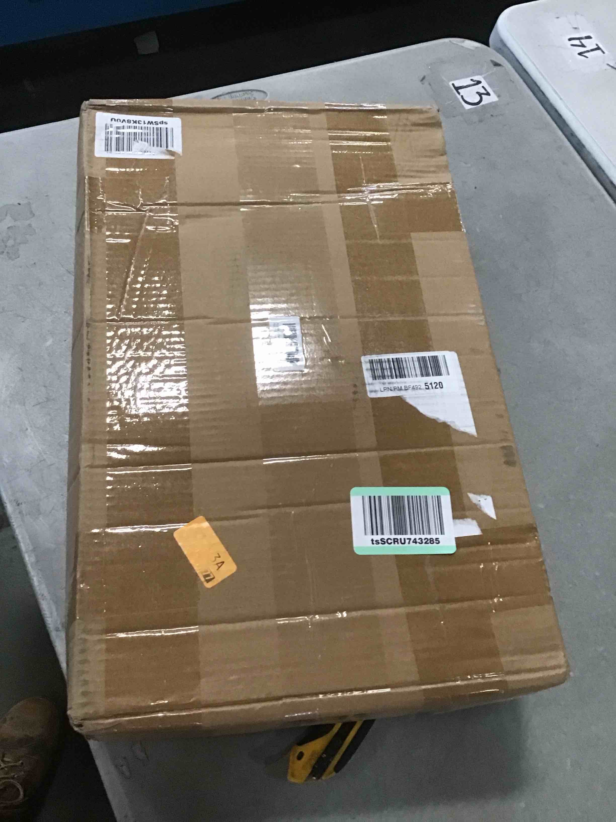 https://s3.amazonaws.com/lotting-images-prod/bidfta/GRA0101963_1729274948693.jpeg